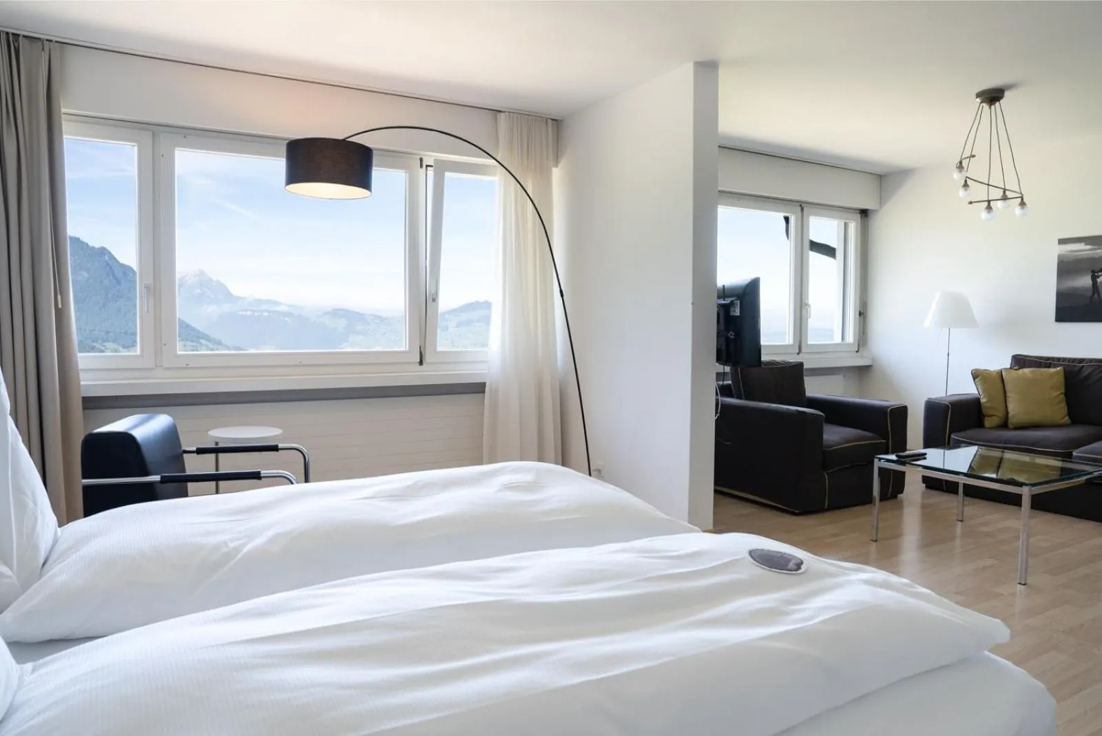 Bed in Seeblick Höhenhotel