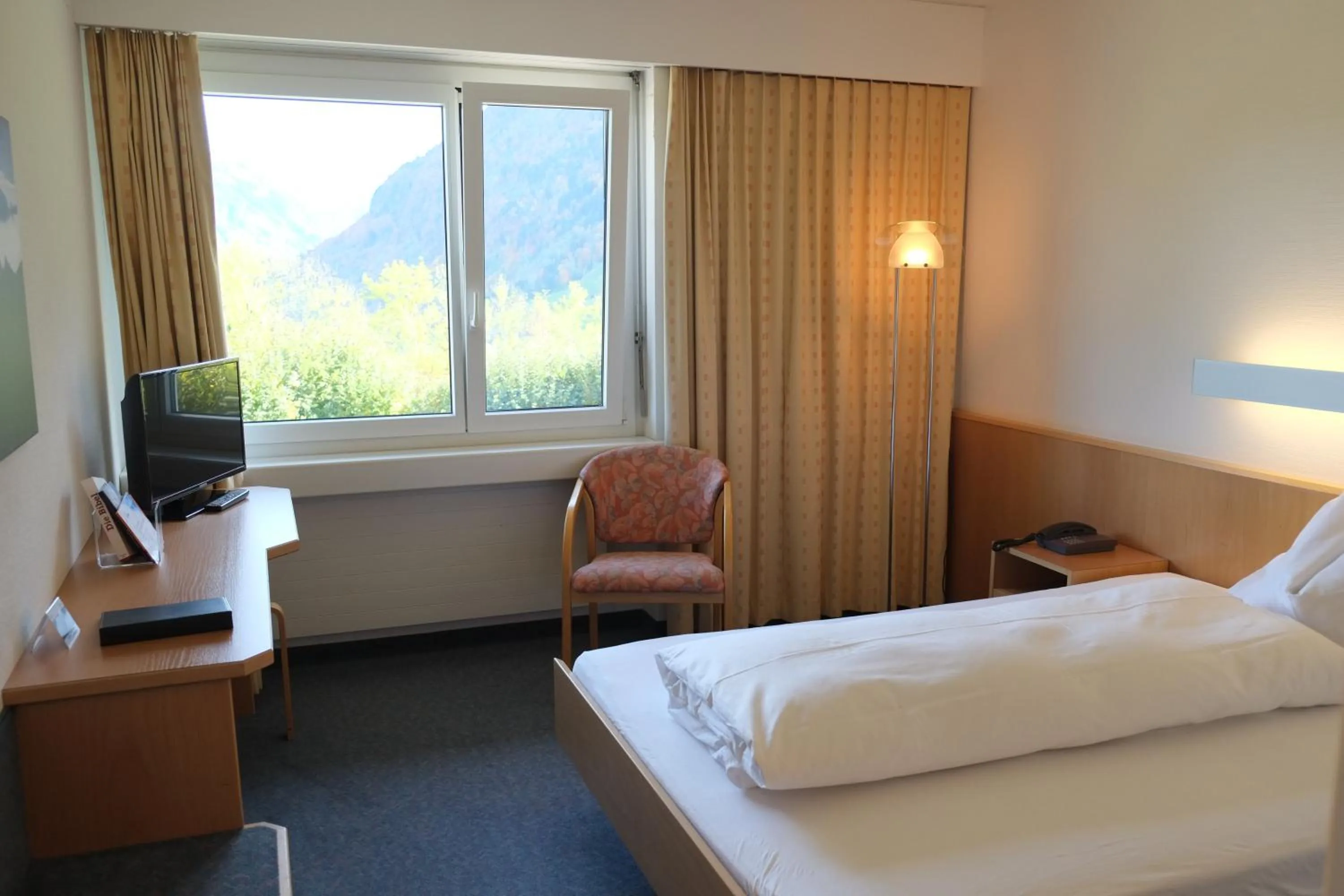 Bed in Seeblick Höhenhotel