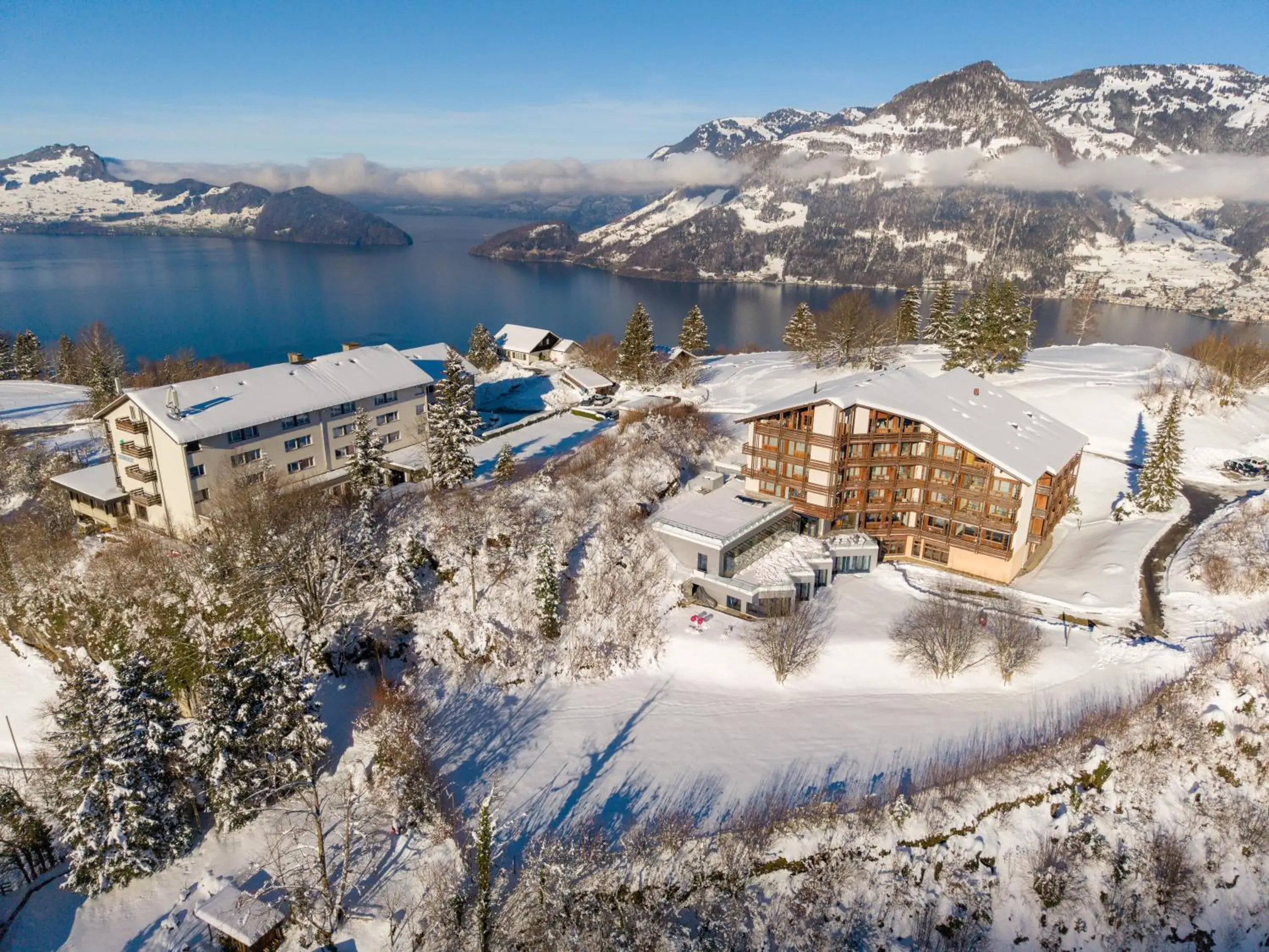 Property building in Seeblick Höhenhotel Property building in Seeblick Höhenhotel