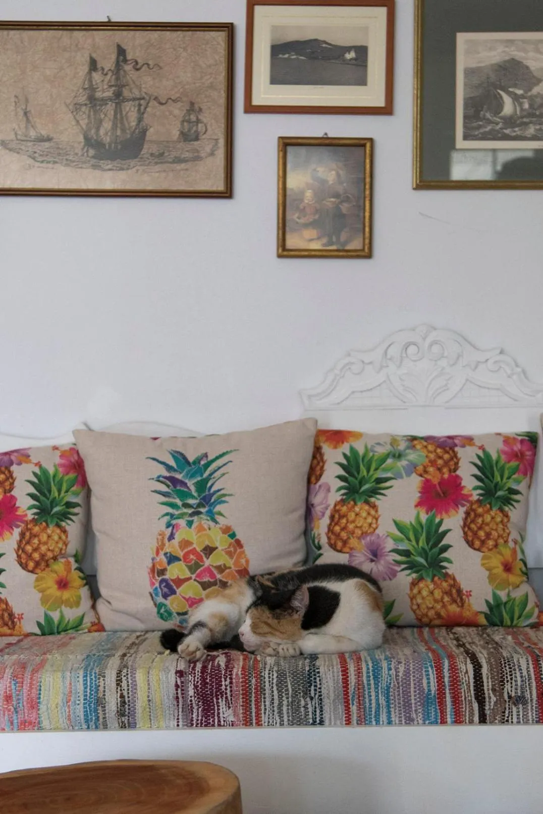 Lobby or reception in Armadoros Hotel / Ios Backpackers