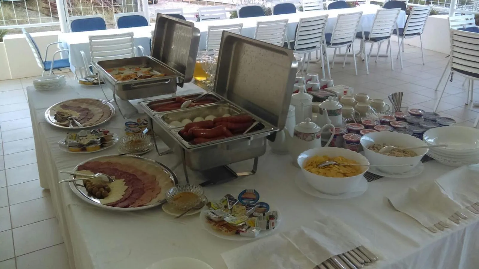 Buffet breakfast in Hotel Barba