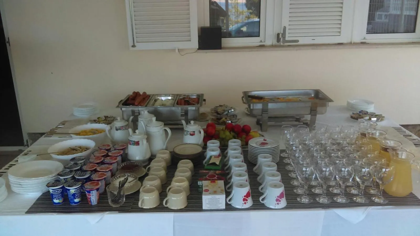 Buffet breakfast in Hotel Barba