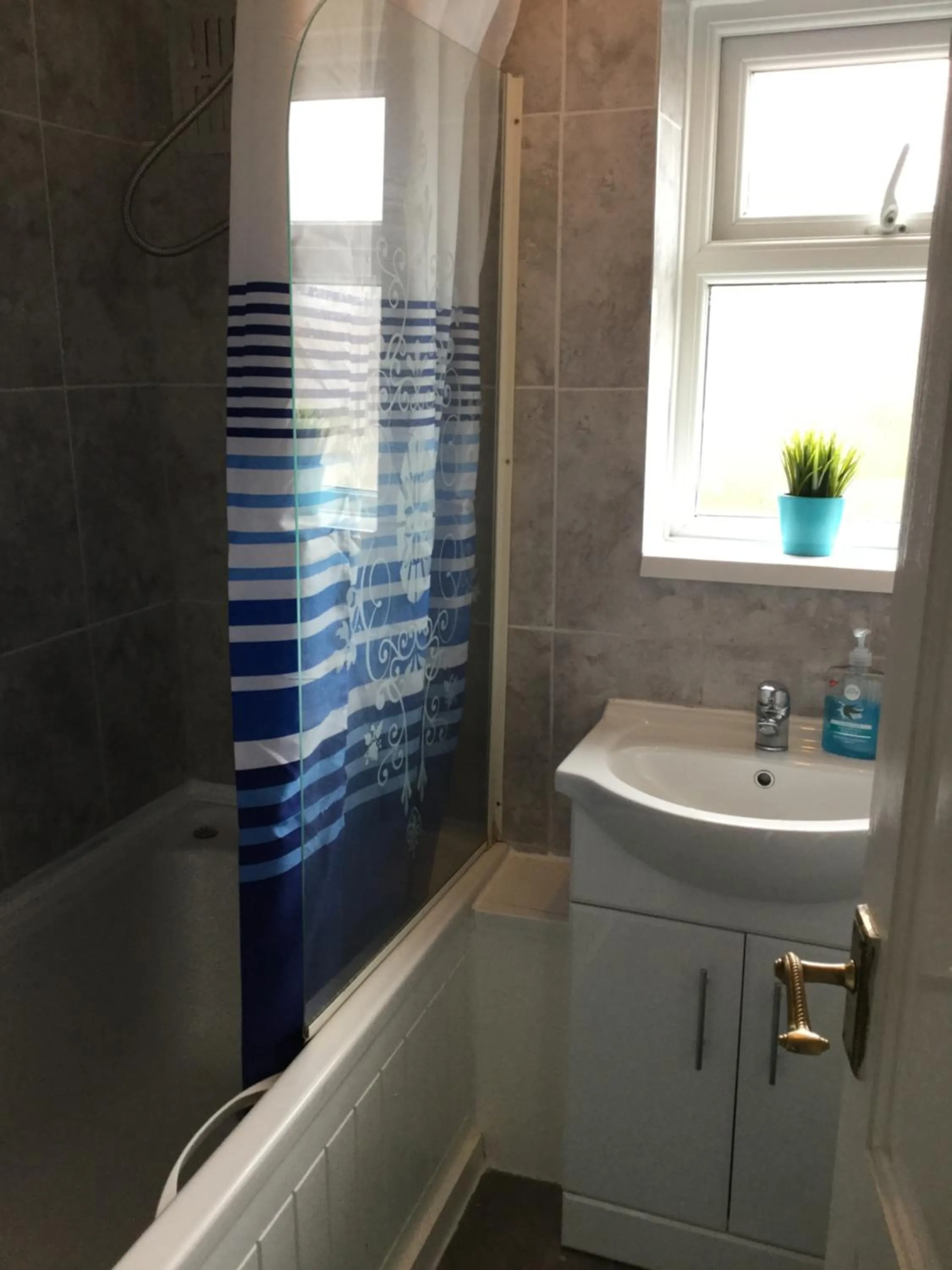 4 Bed House next to Basildon Town Centre