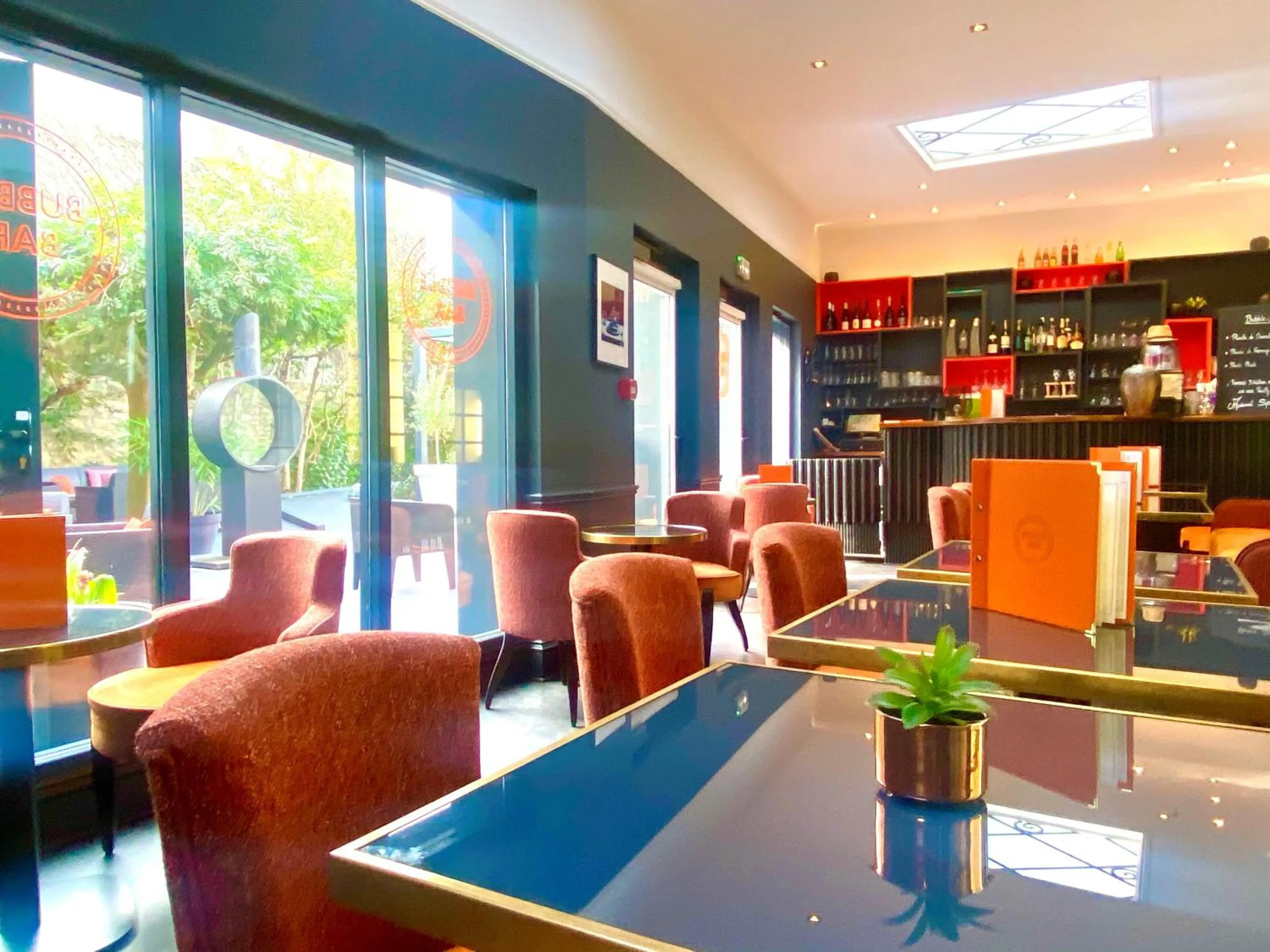Lounge or bar in Hôtel De Wimereux