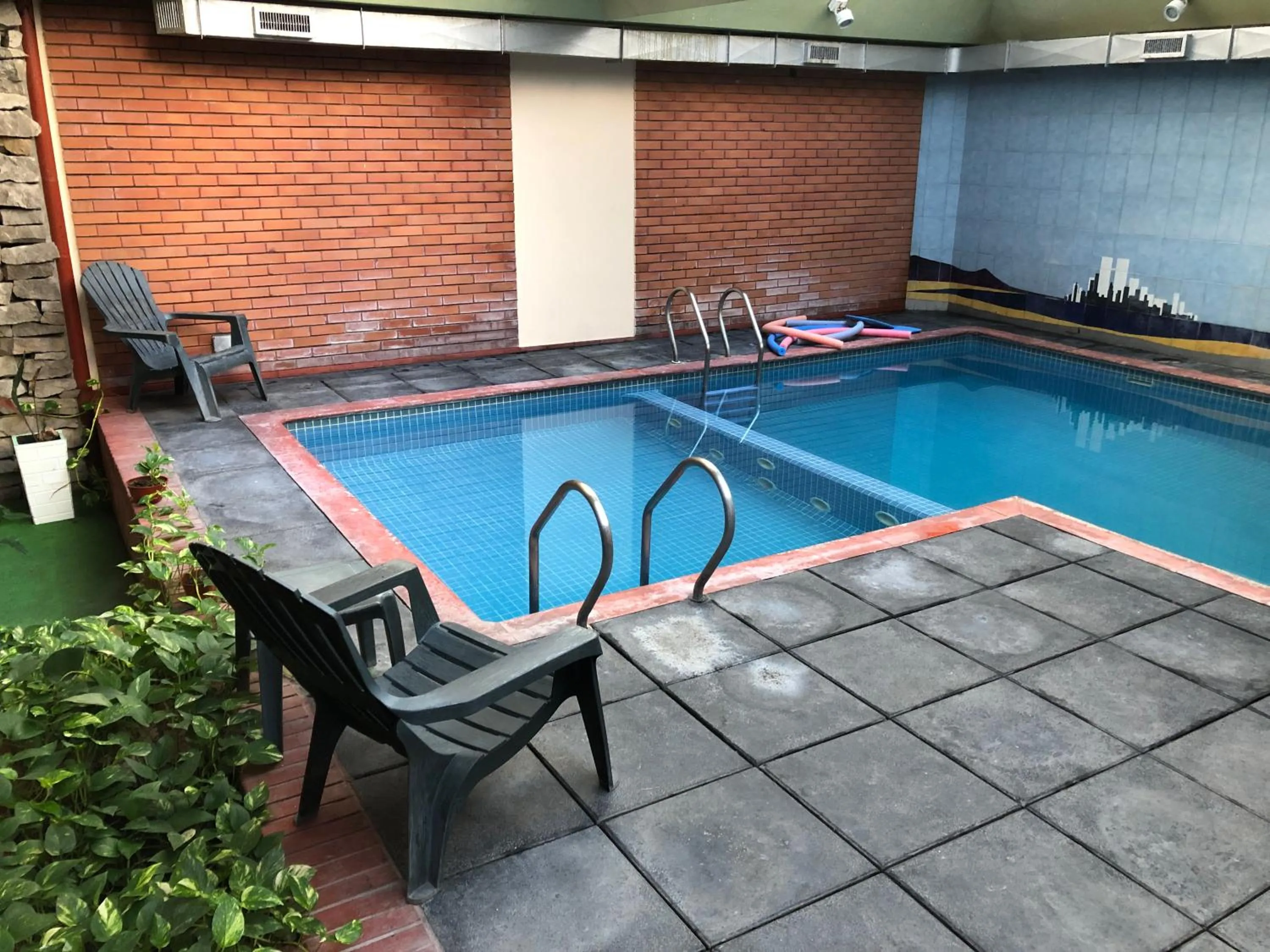 Swimming pool in Primacy Hotel