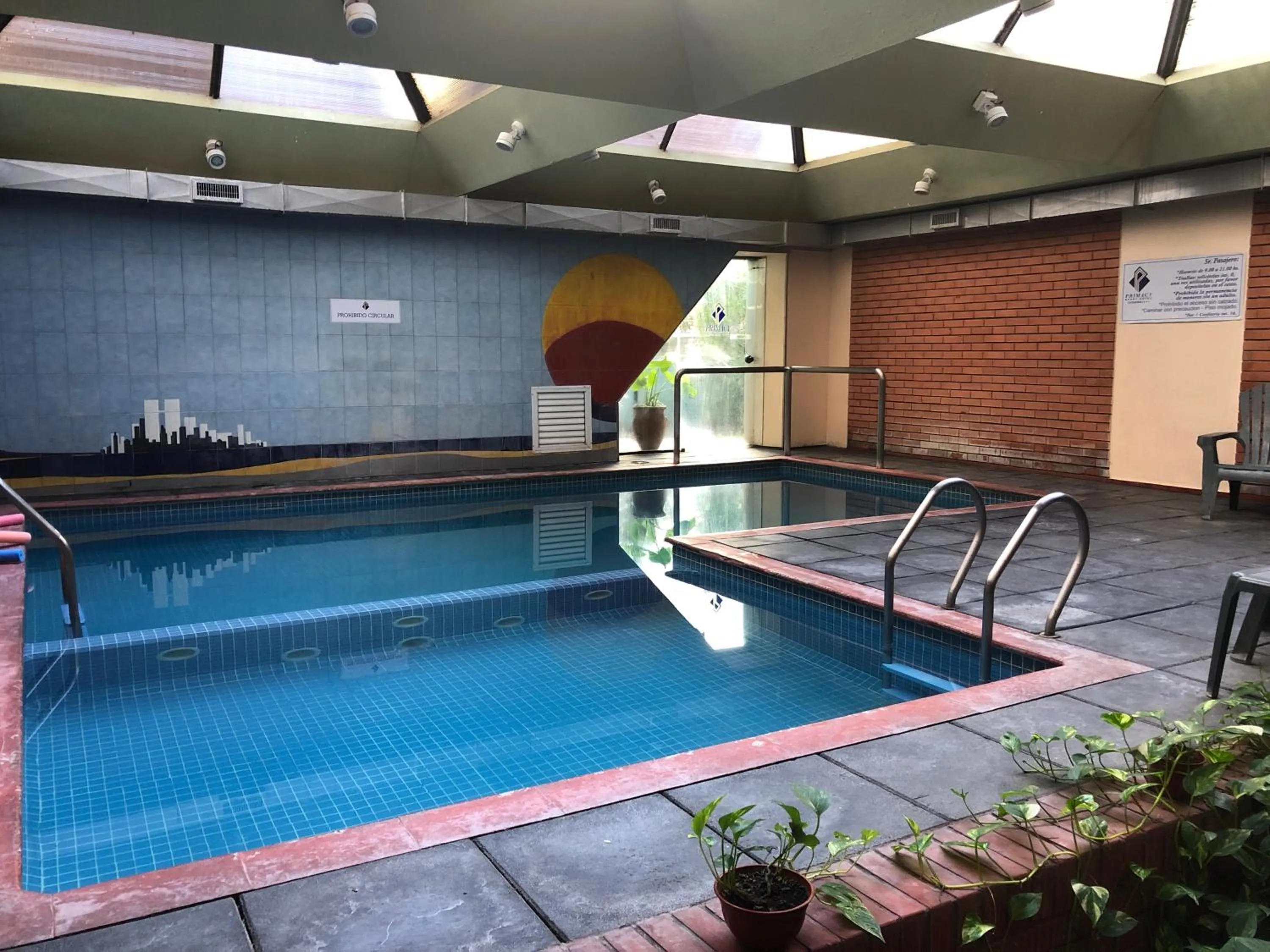 Swimming pool in Primacy Hotel