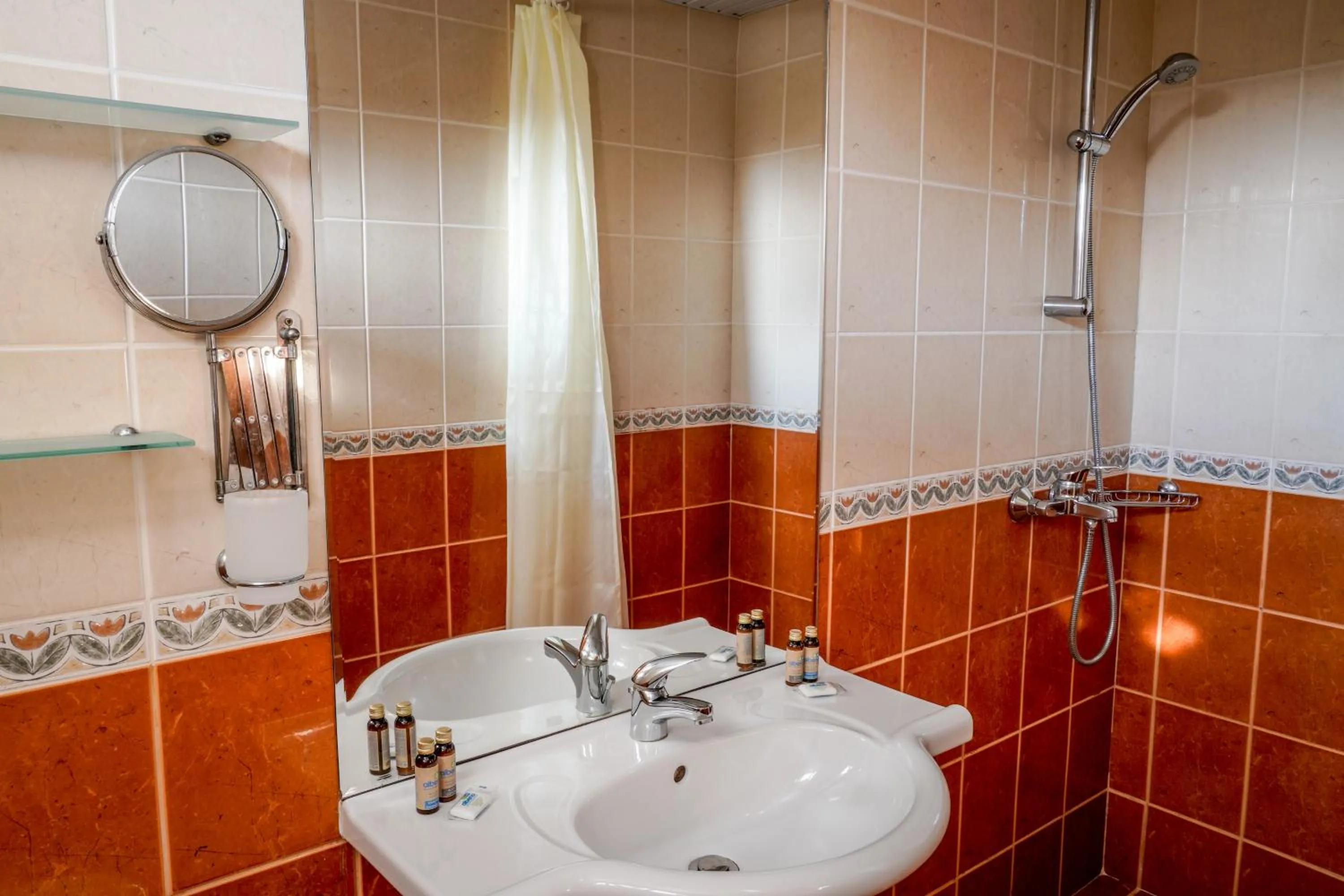 Bathroom in Hotel Malibu