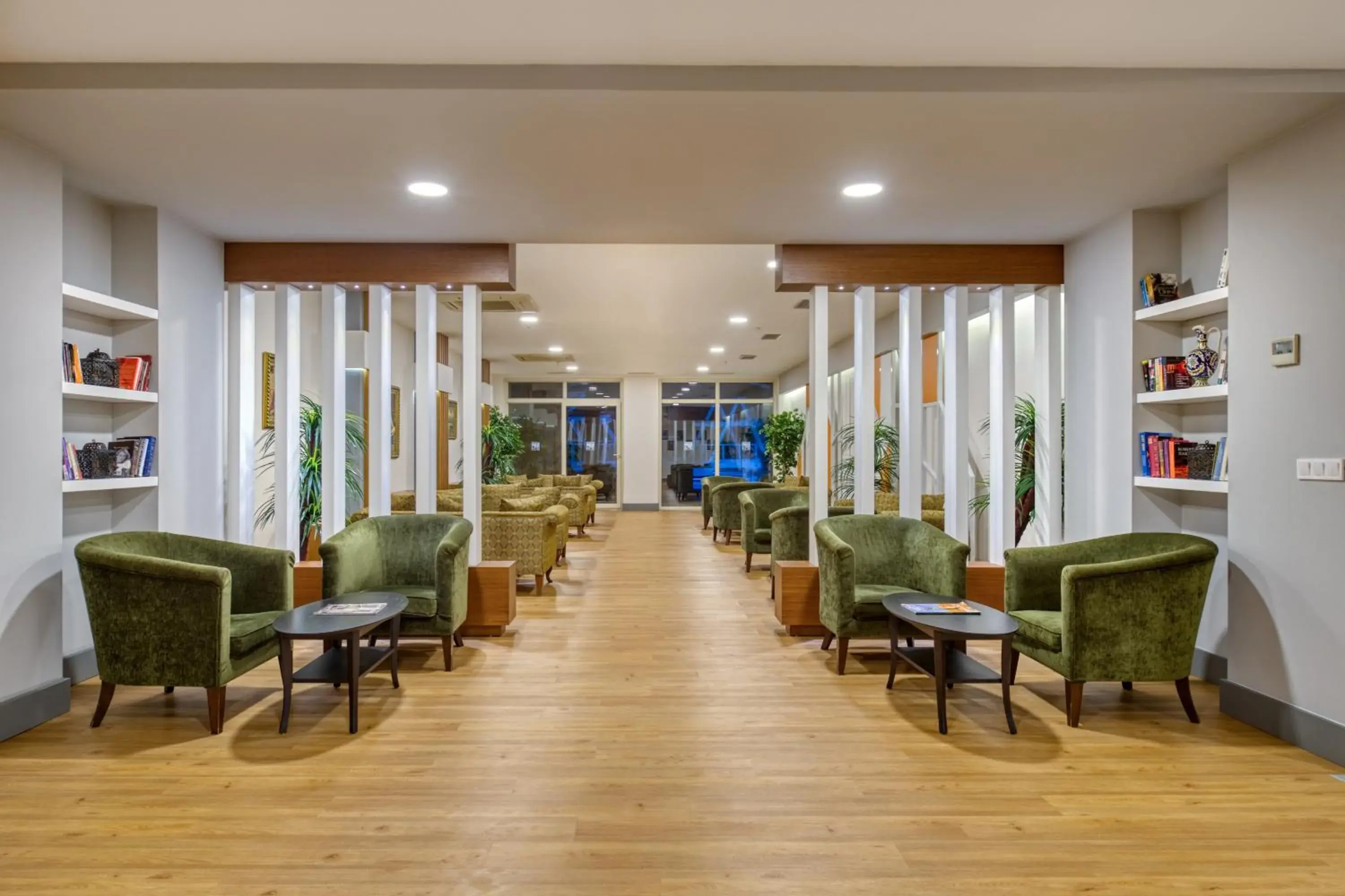 Lobby or reception in Sealife Buket Resort & Beach Hotel - Ultra All Inclusive Lobby or reception in Sealife Buket Resort & Beach Hotel - Ultra All Inclusive