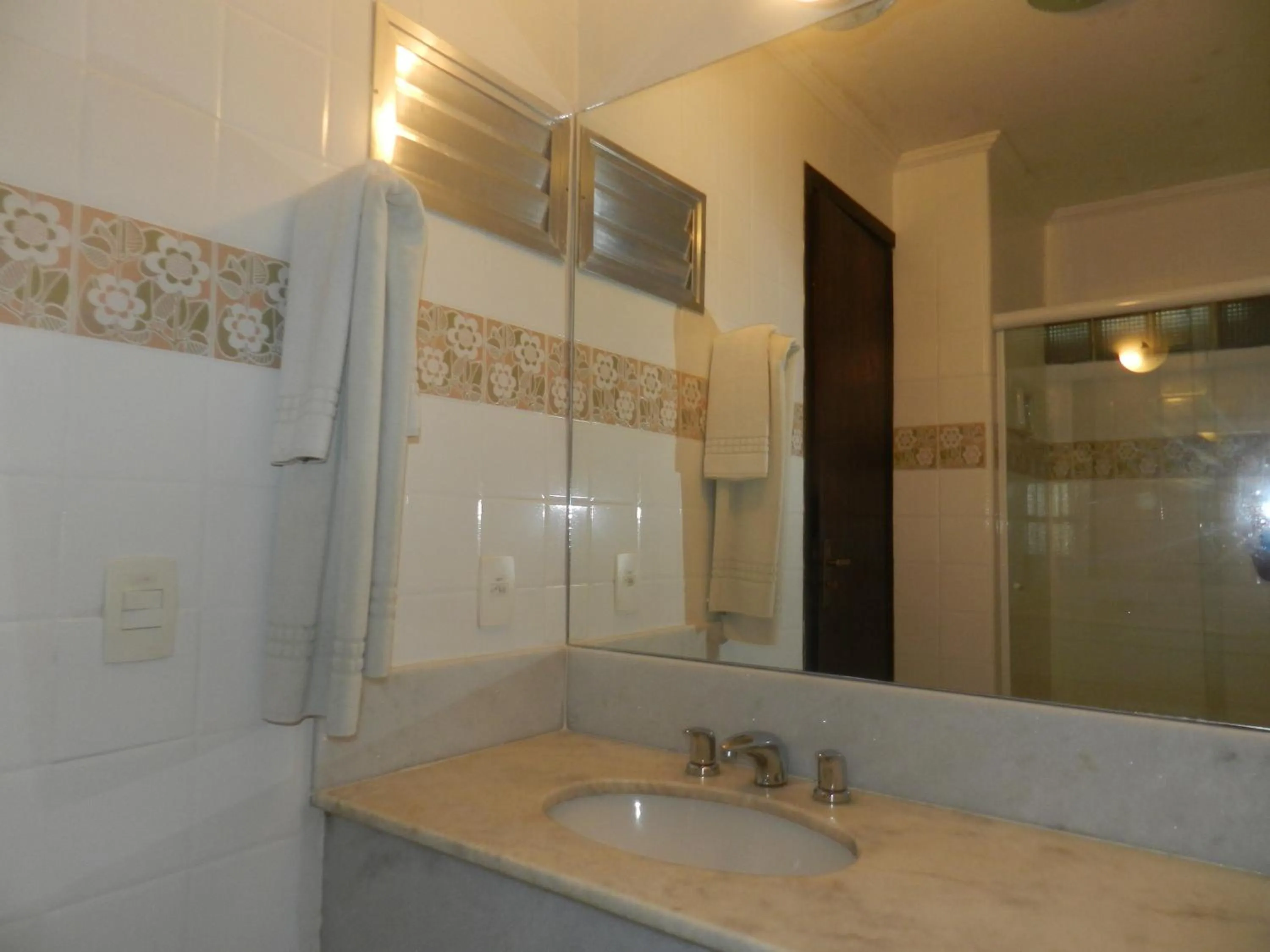 Bathroom in Ubatuba Palace Hotel