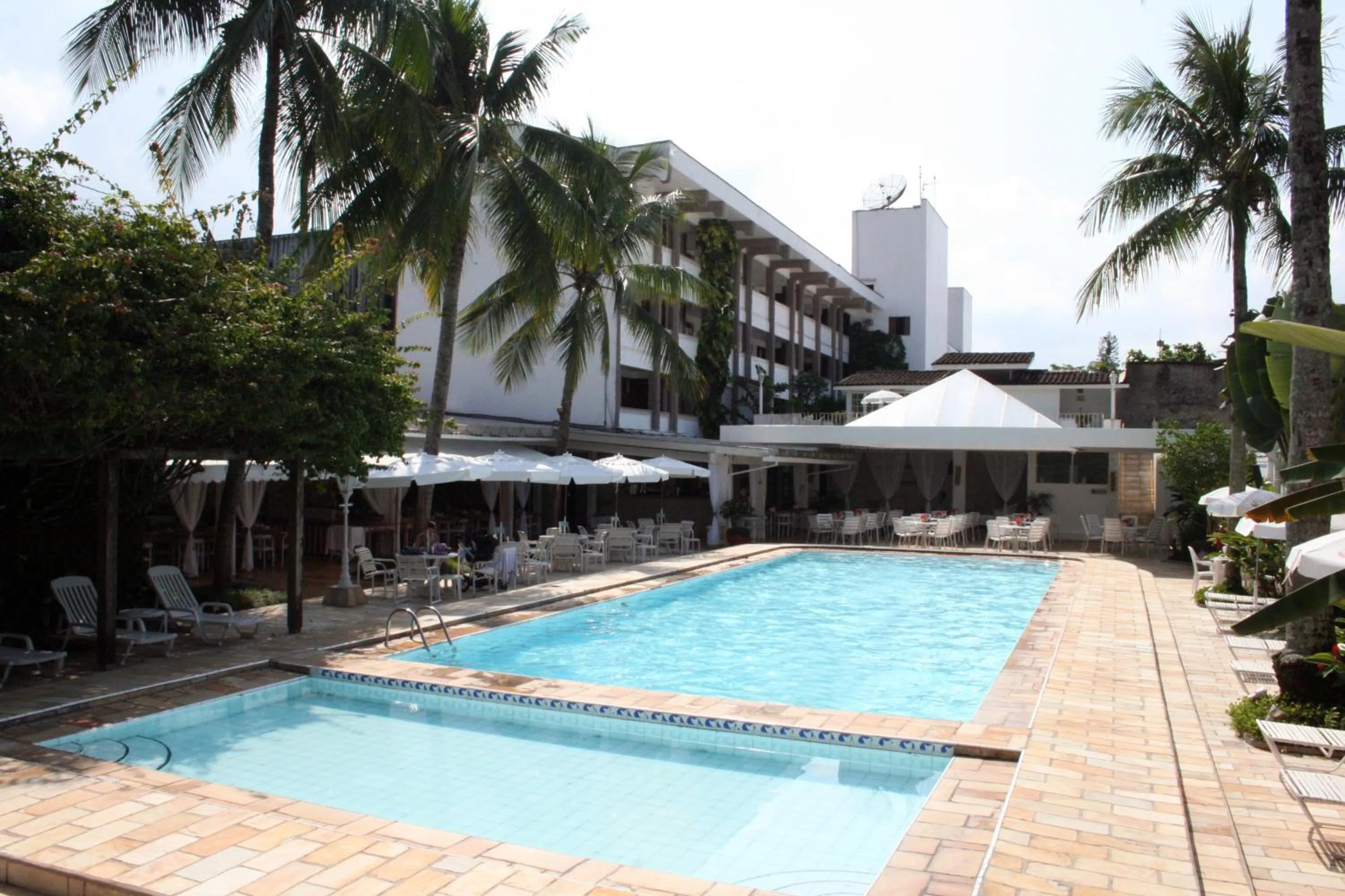 Swimming pool in Ubatuba Palace Hotel