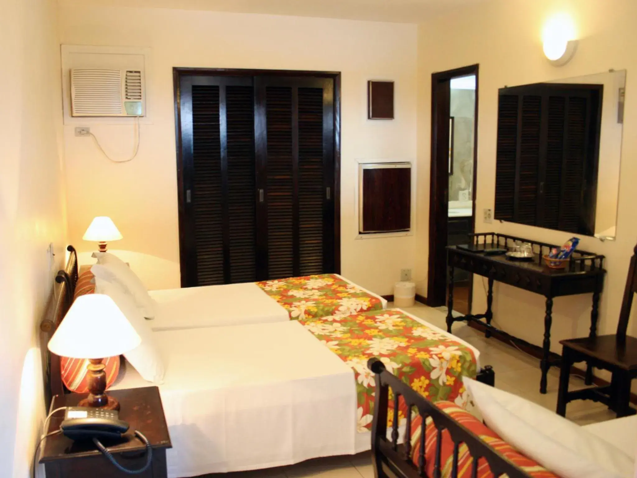 Bedroom, Bed in Ubatuba Palace Hotel Bedroom, Bed in Ubatuba Palace Hotel