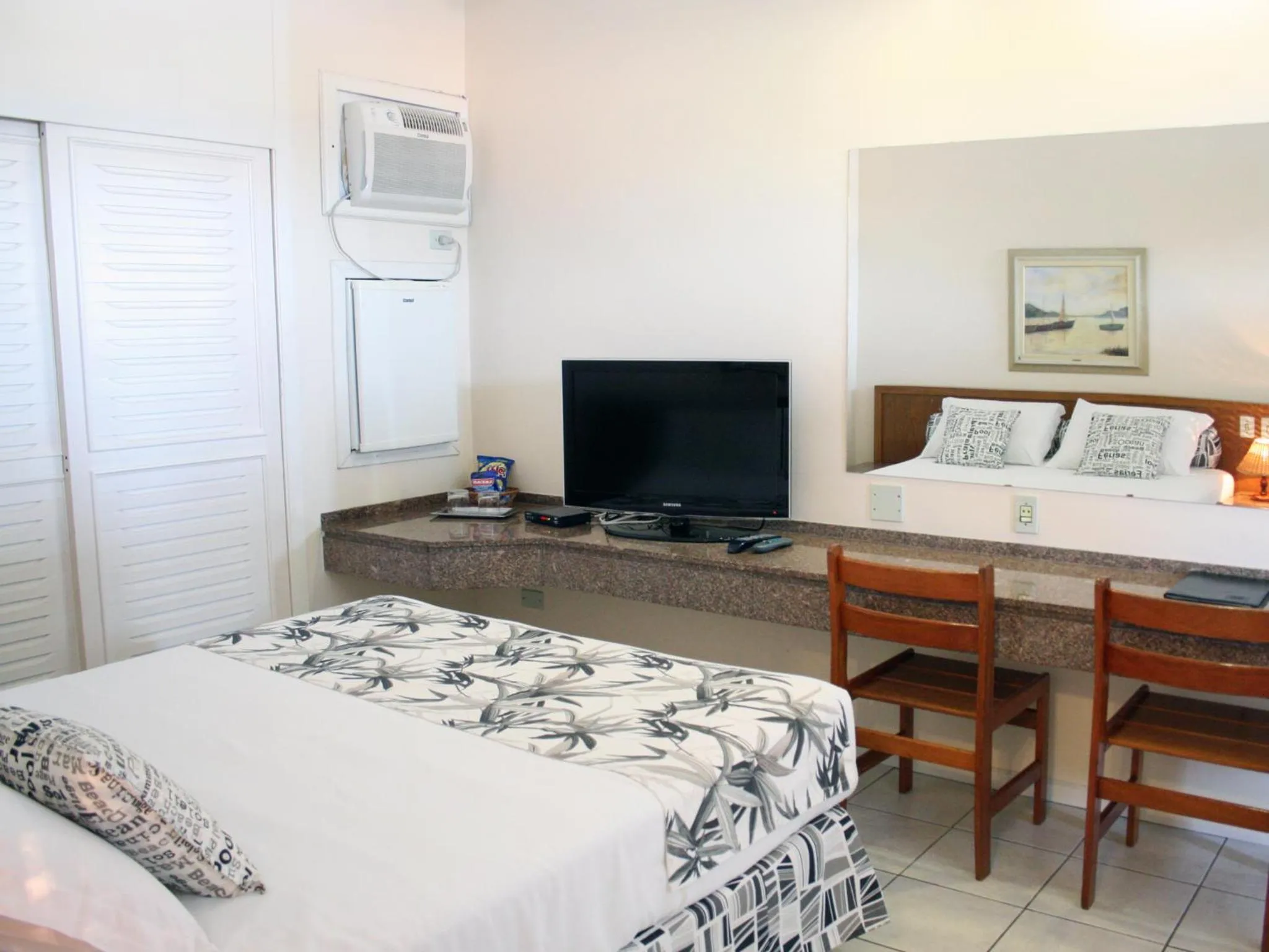 Bedroom, Bed in Ubatuba Palace Hotel