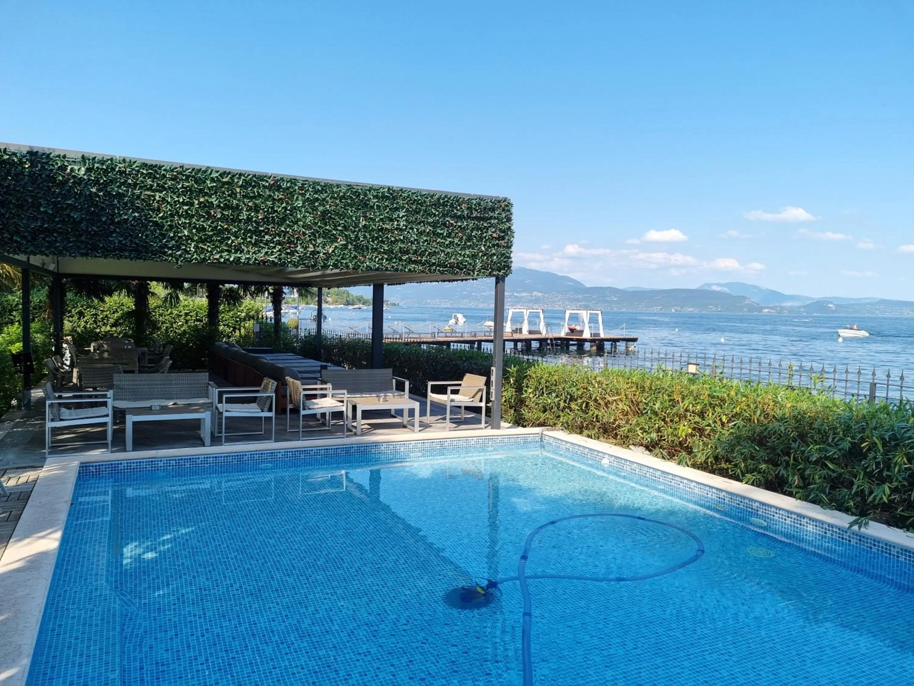 Swimming pool in Residence Villalsole