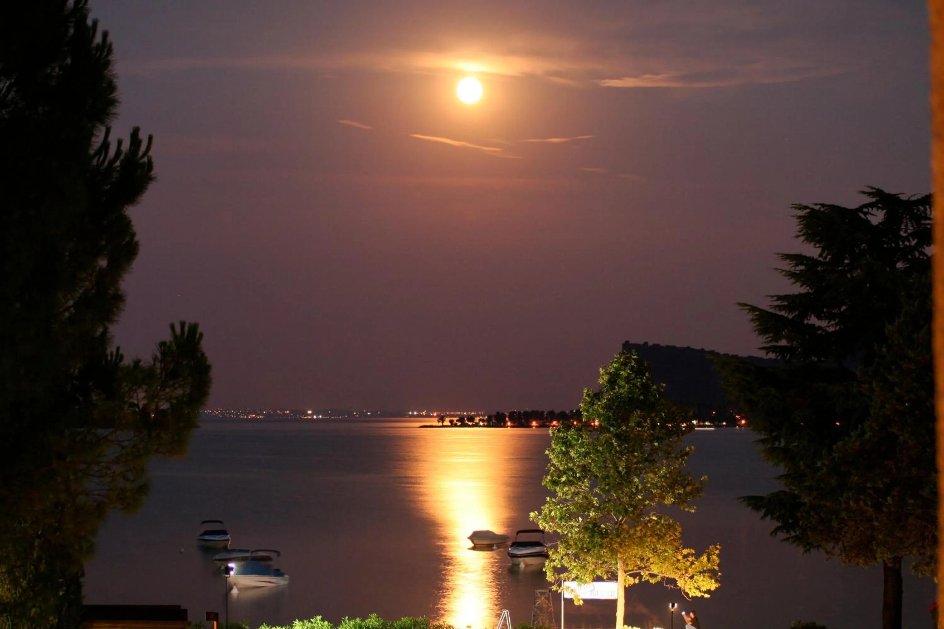 Lake view in Residence Villalsole