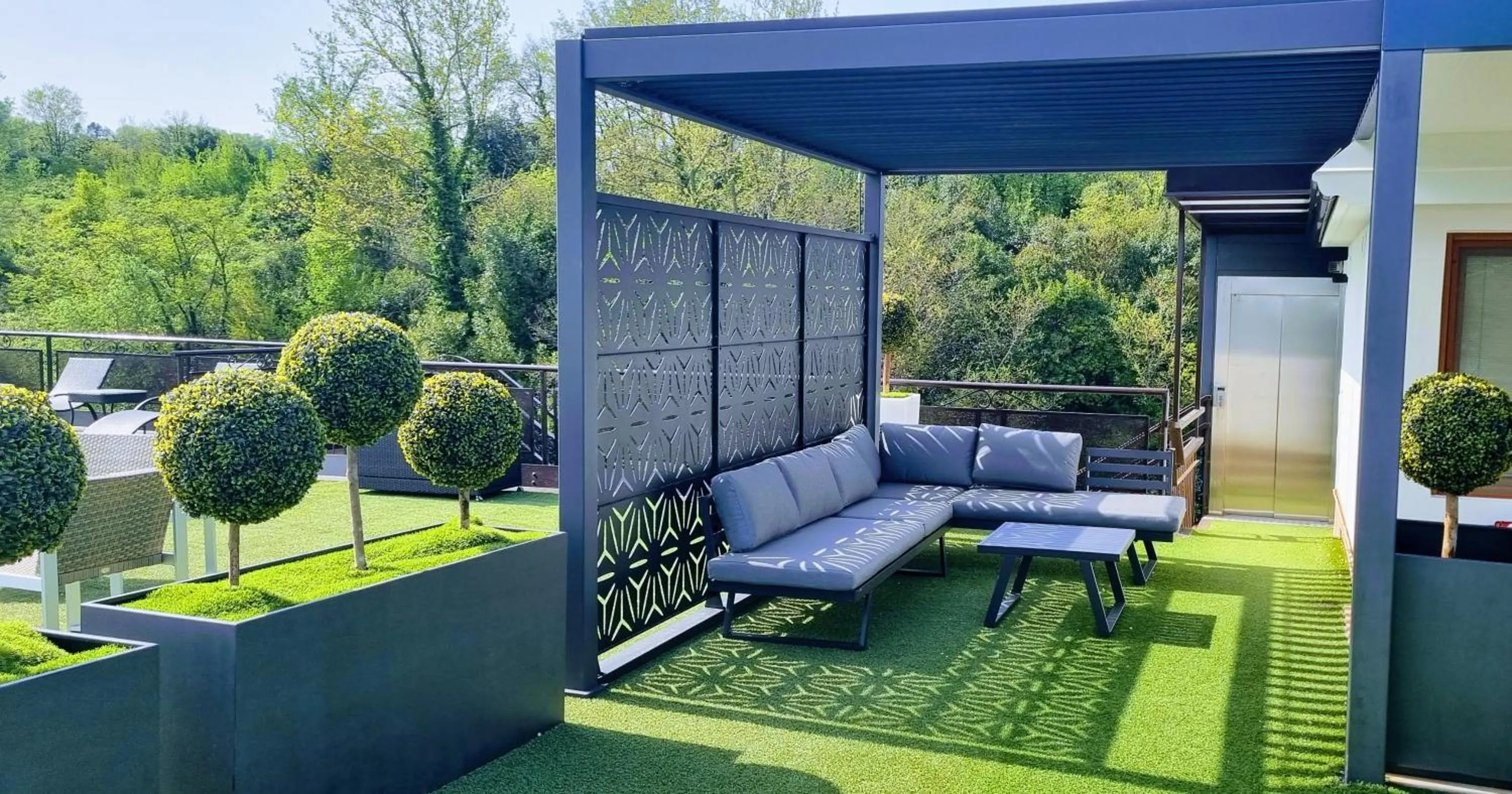 Patio in Residence Villalsole