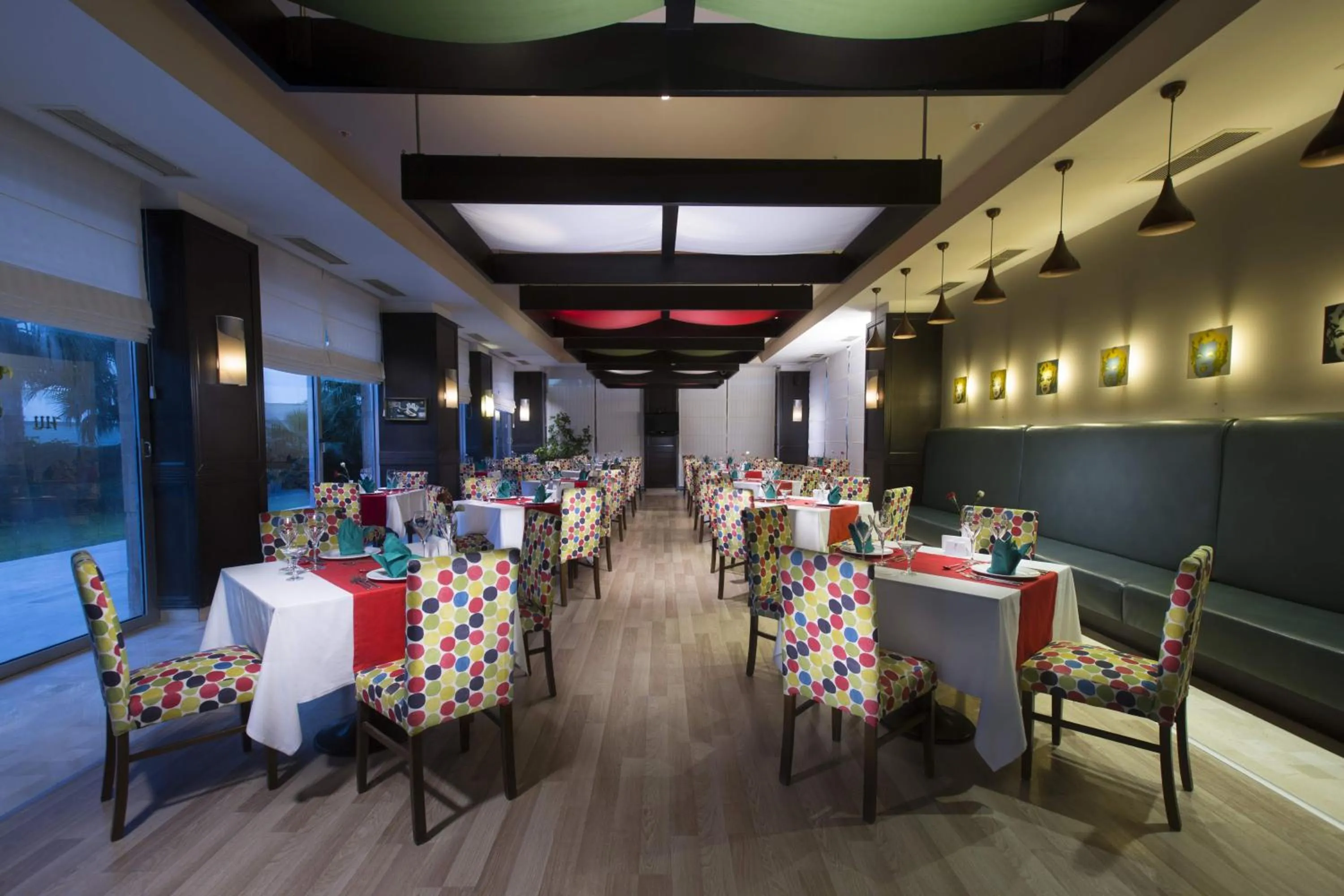 Restaurant/places to eat in Washington Resort Hotel & Spa