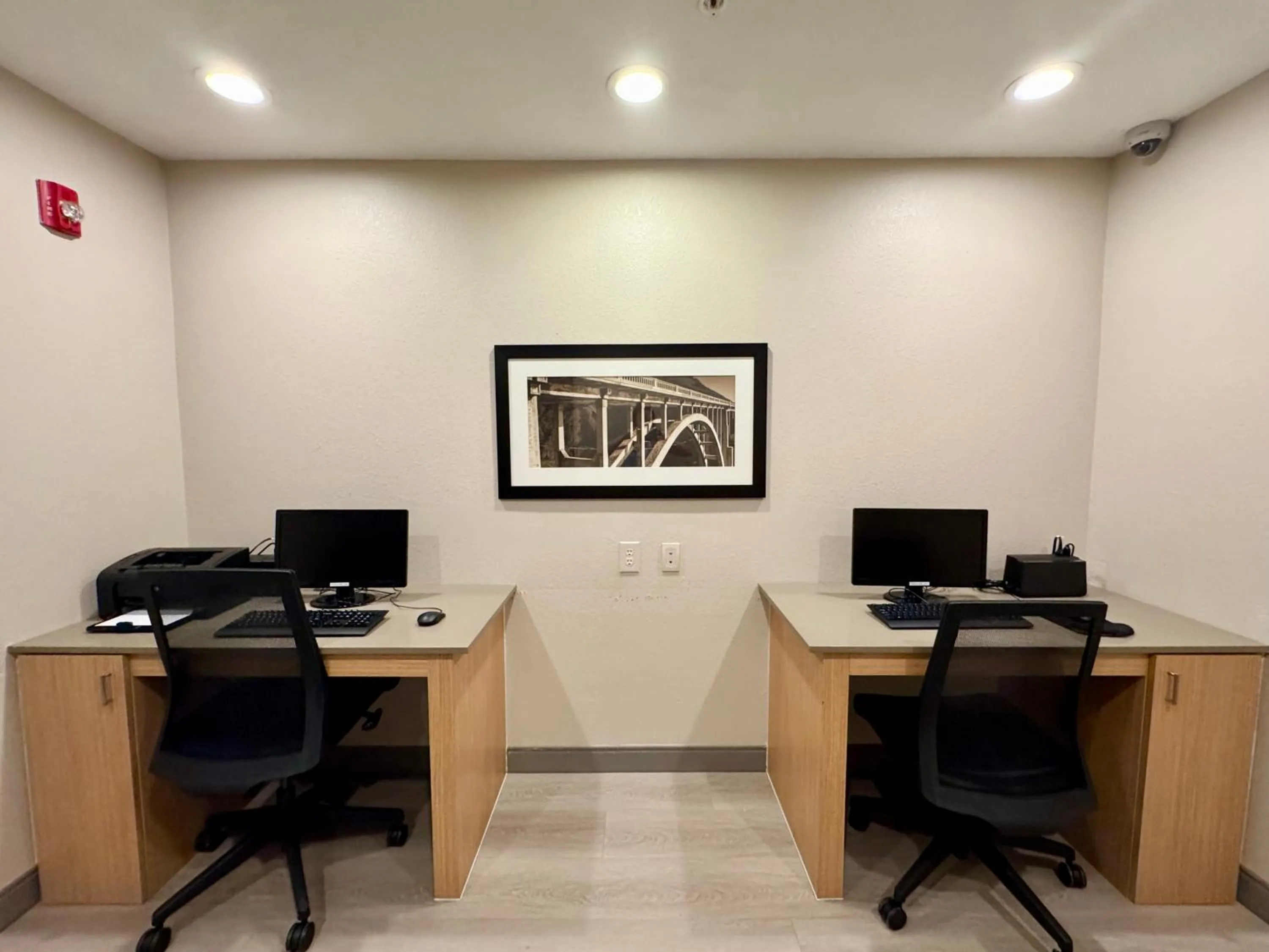 Business facilities in Country Inn & Suites by Radisson, Port Charlotte, FL