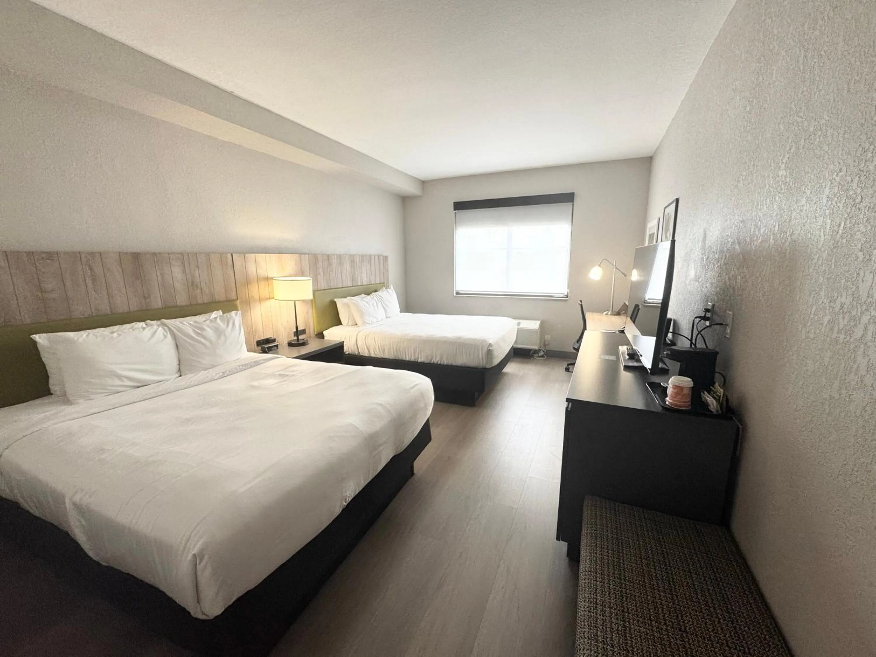 Bed in Country Inn & Suites by Radisson, Port Charlotte, FL