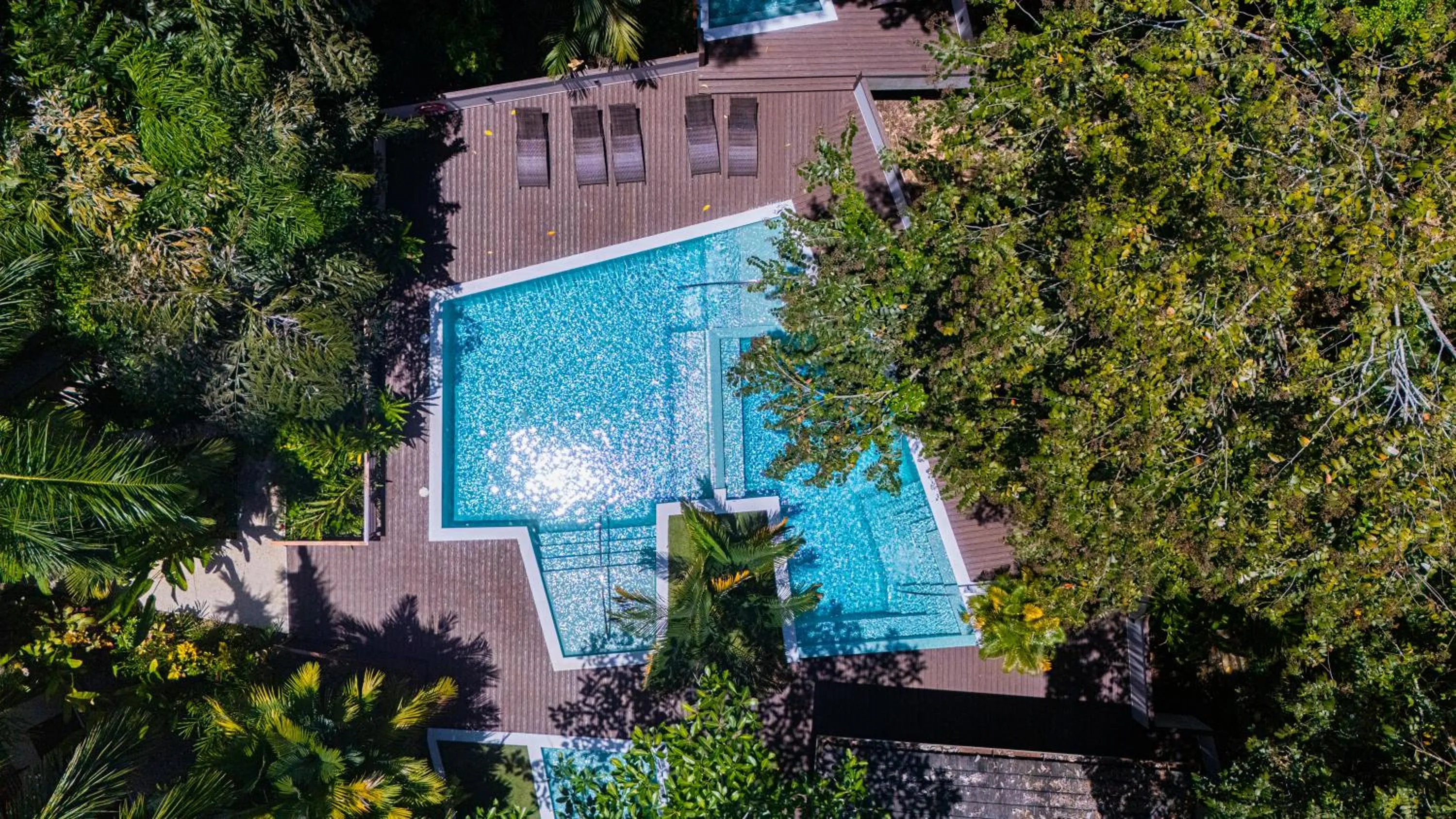 Swimming pool in Elan at Ballena Beach