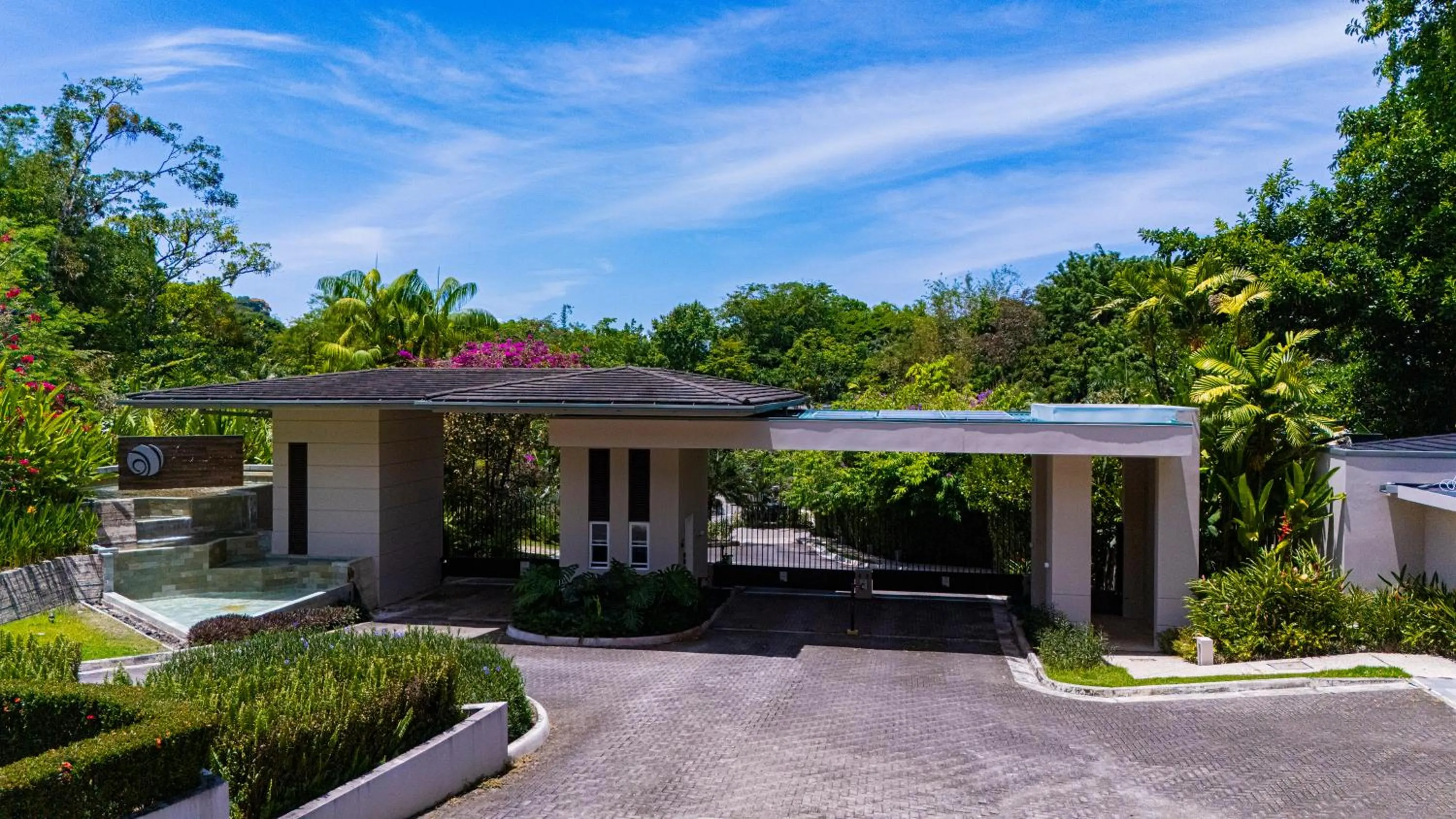 Property building in Elan at Ballena Beach