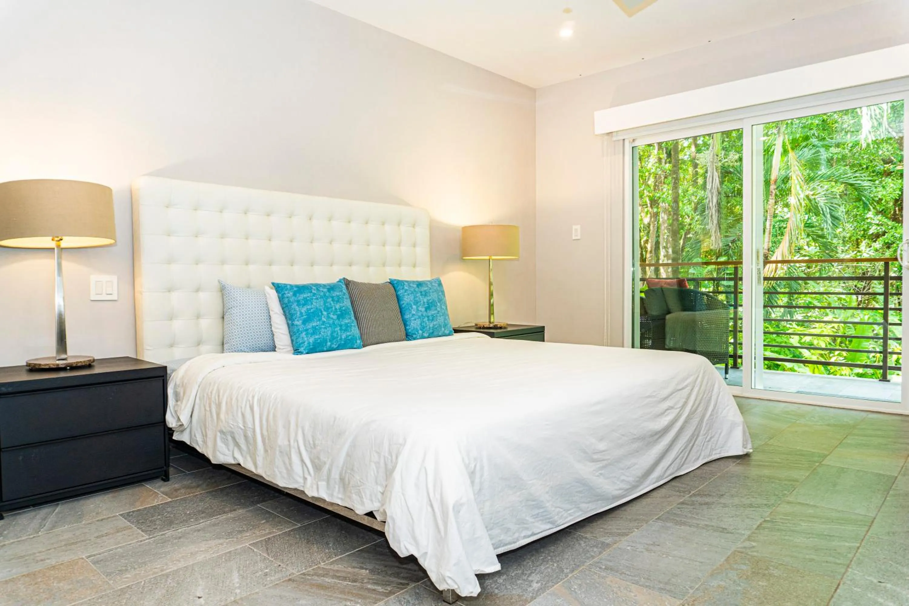 Bed in Elan at Ballena Beach