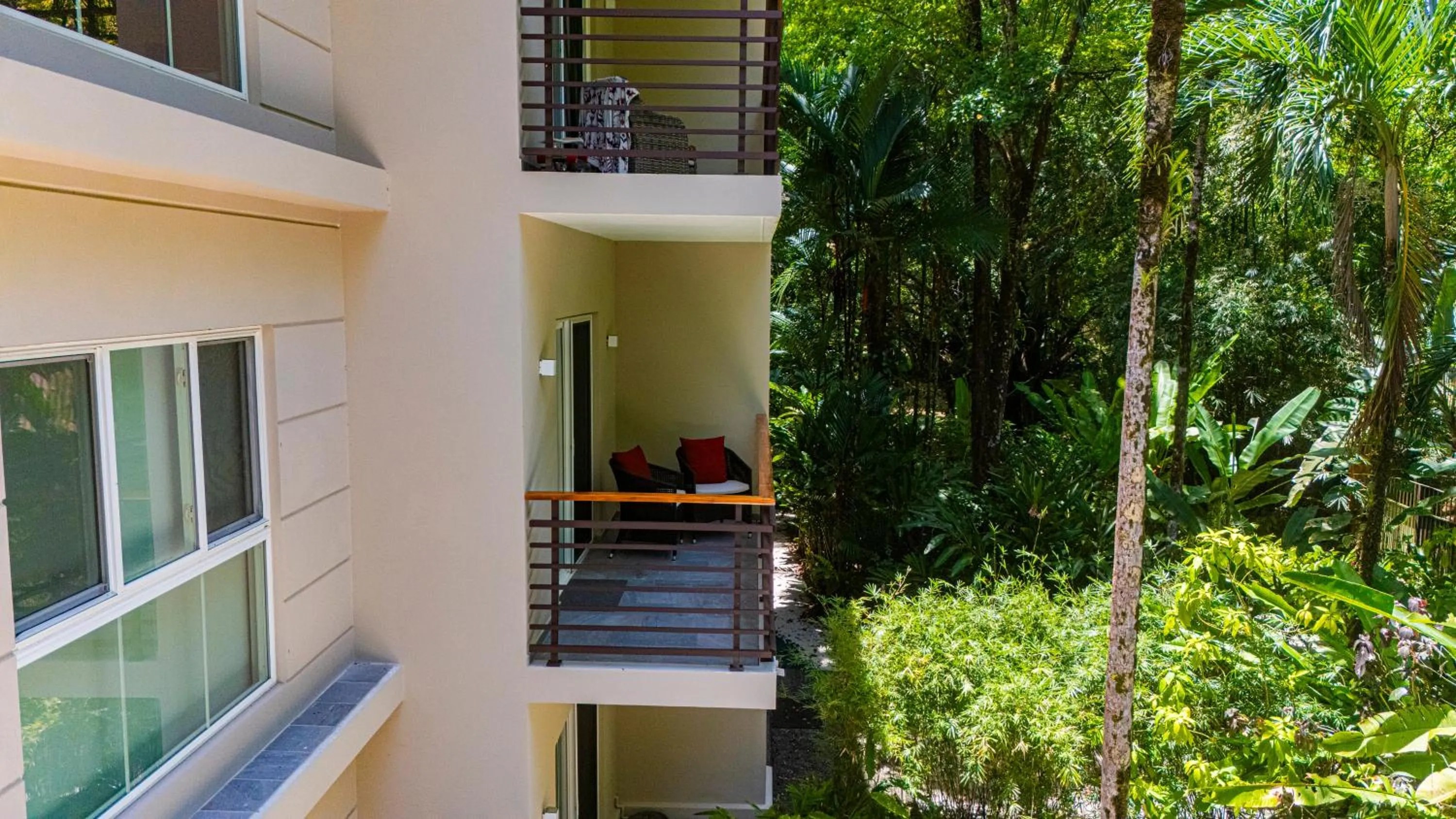 Property building in Elan at Ballena Beach