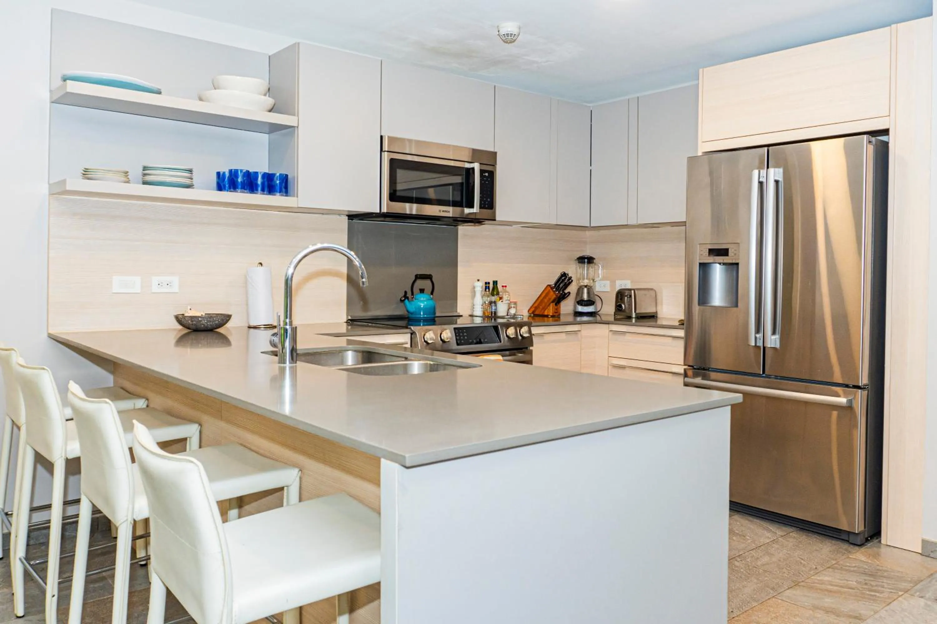 Kitchen or kitchenette in Elan at Ballena Beach
