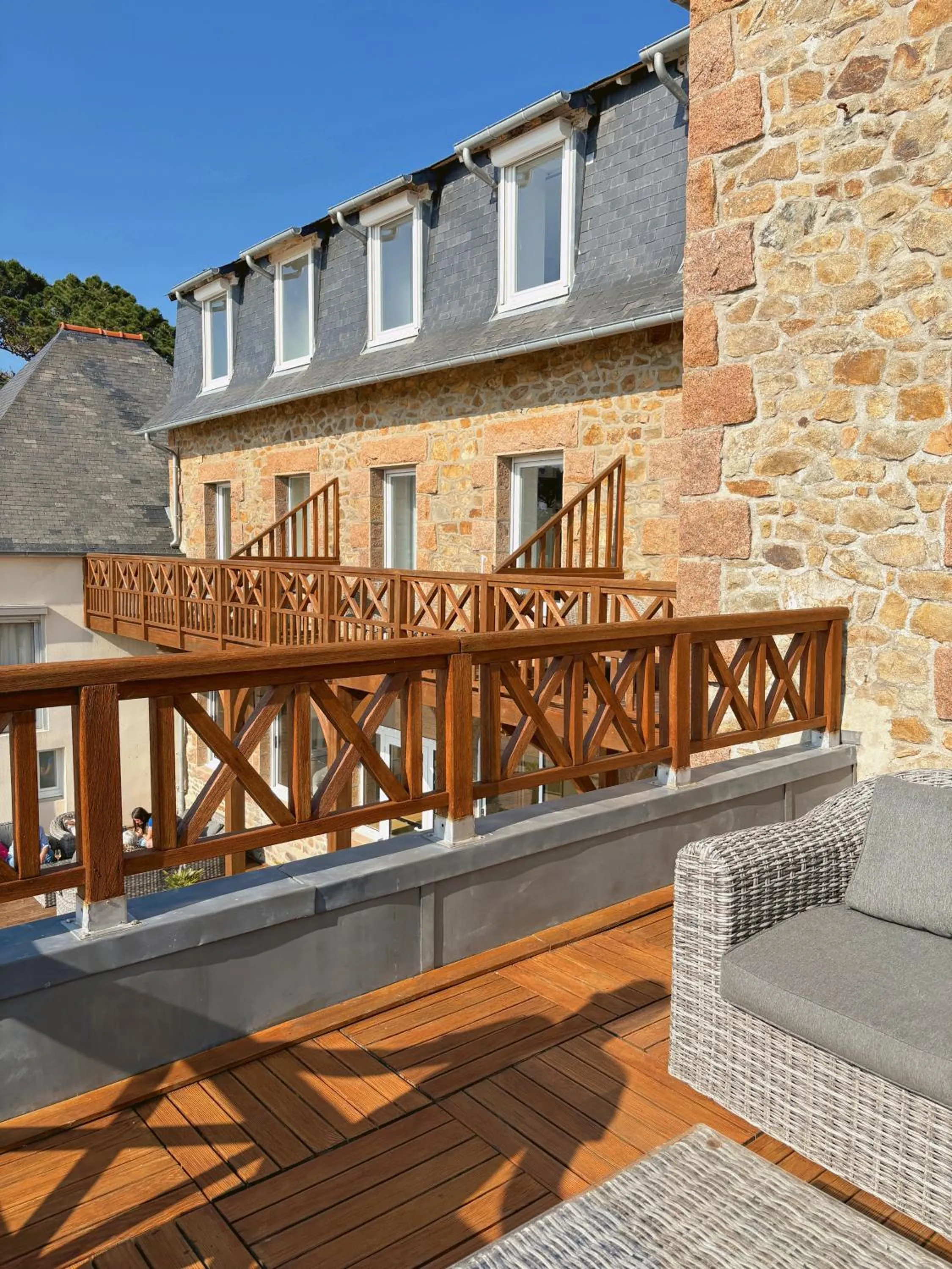 Day in Logis Hôtel Saint Guirec Et De La Plage