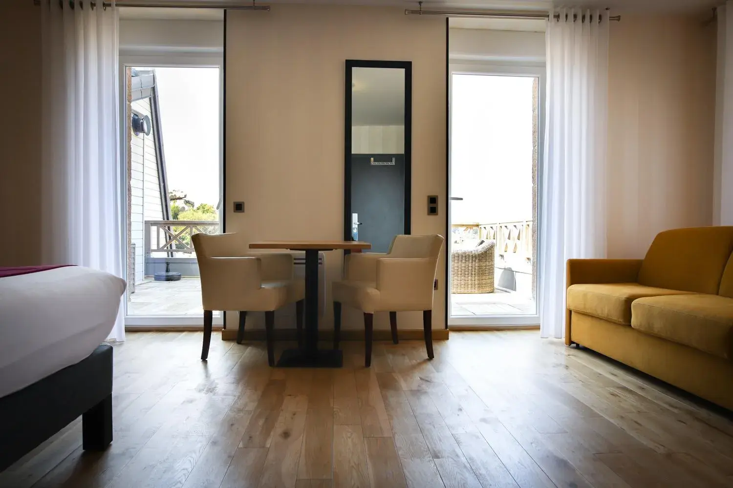 Photo of the whole room, Bed in Logis Hôtel Saint Guirec Et De La Plage Photo of the whole room, Bed in Logis Hôtel Saint Guirec Et De La Plage