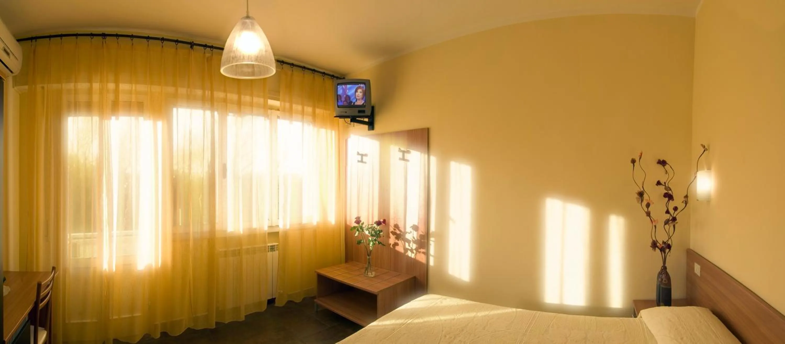 Bedroom, Bed in Hotel Il Cavaliere Nero