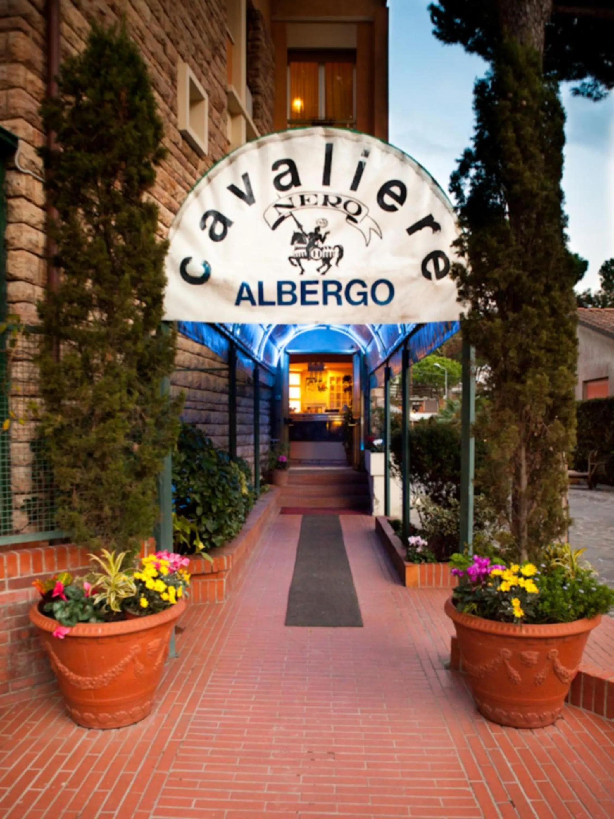 Facade/entrance in Hotel Il Cavaliere Nero