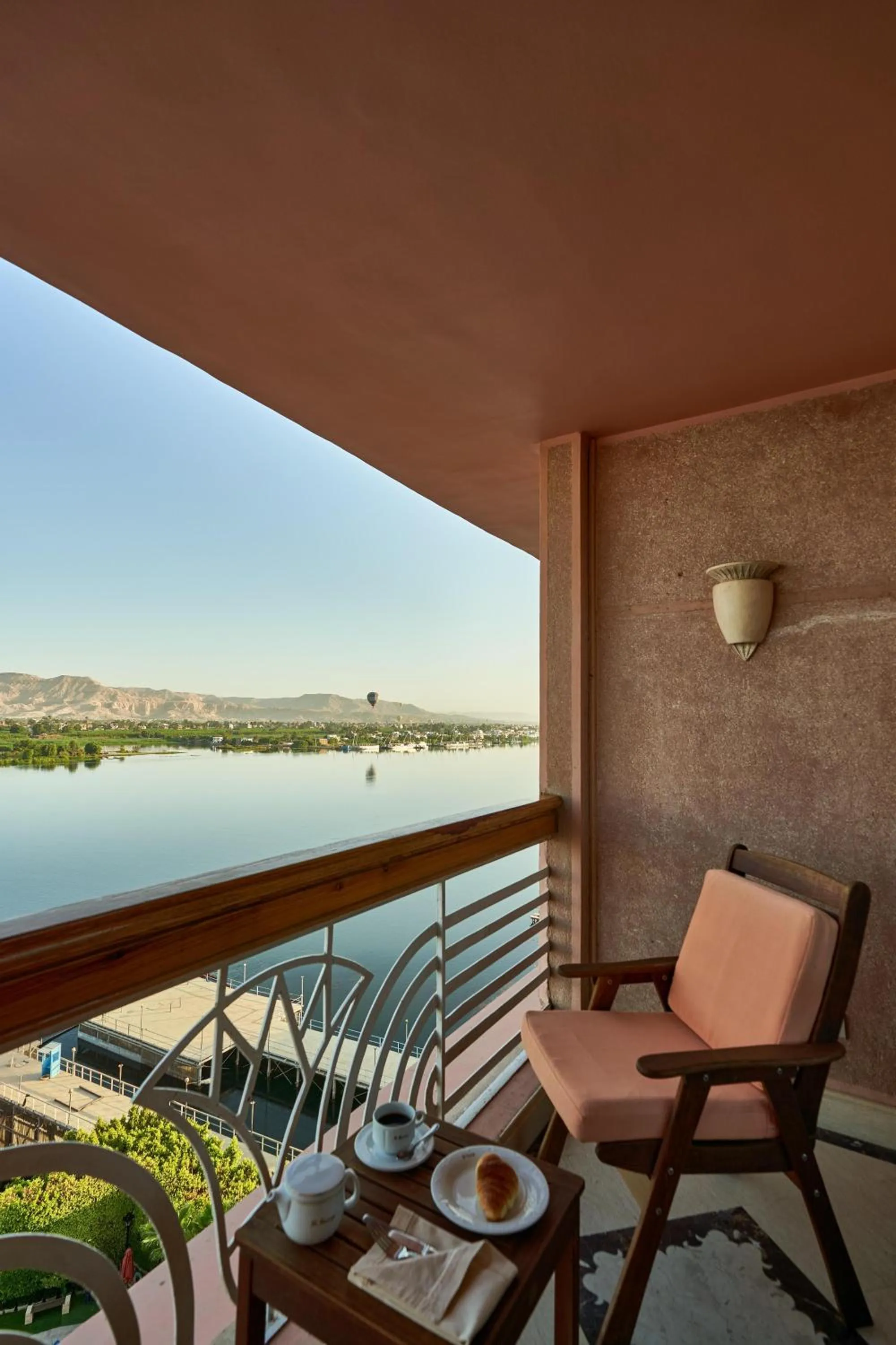 Balcony/Terrace in Sonesta St. George Hotel - Convention Center