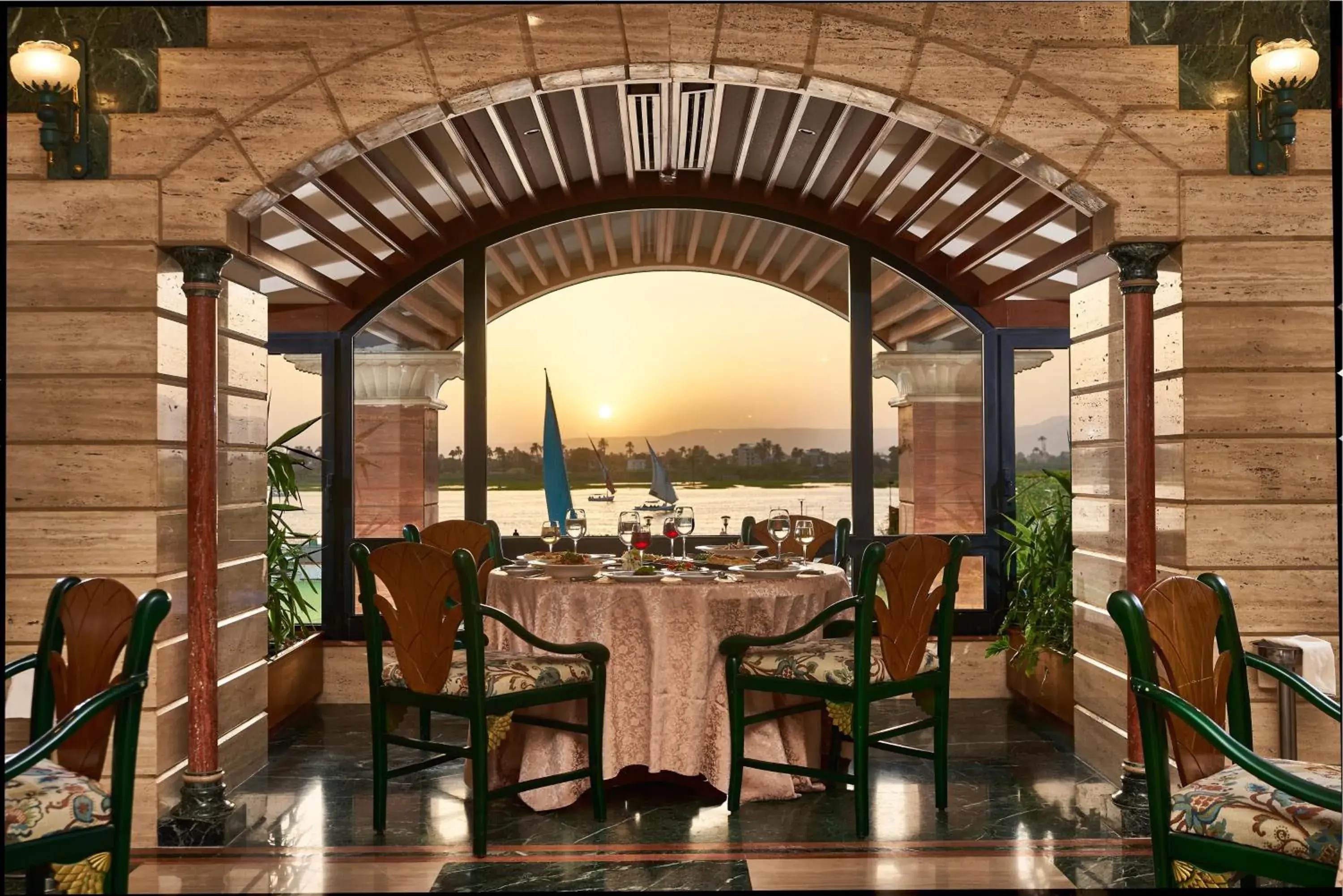 Lobby or reception in Sonesta St. George Hotel - Convention Center Lobby or reception in Sonesta St. George Hotel - Convention Center