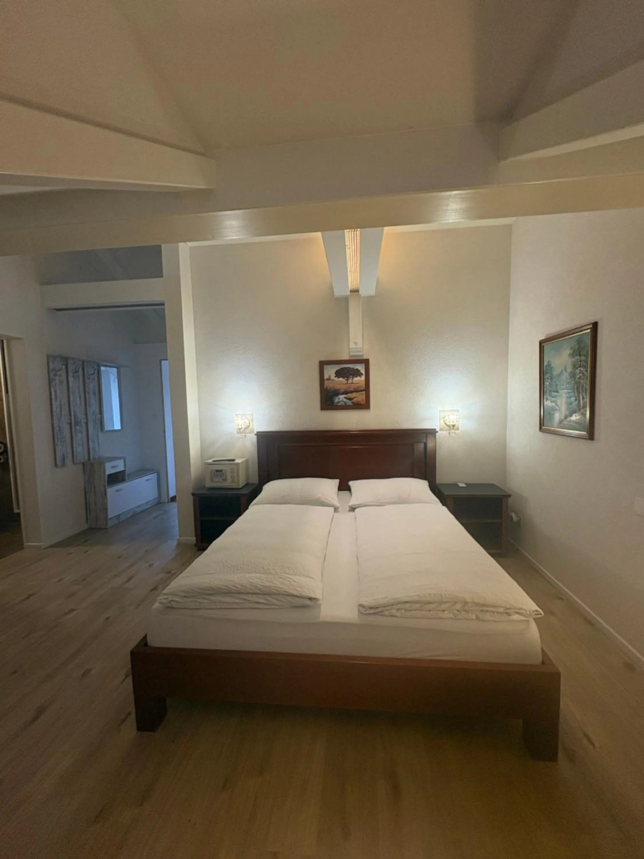 Bed in Esos Hotel Quelle