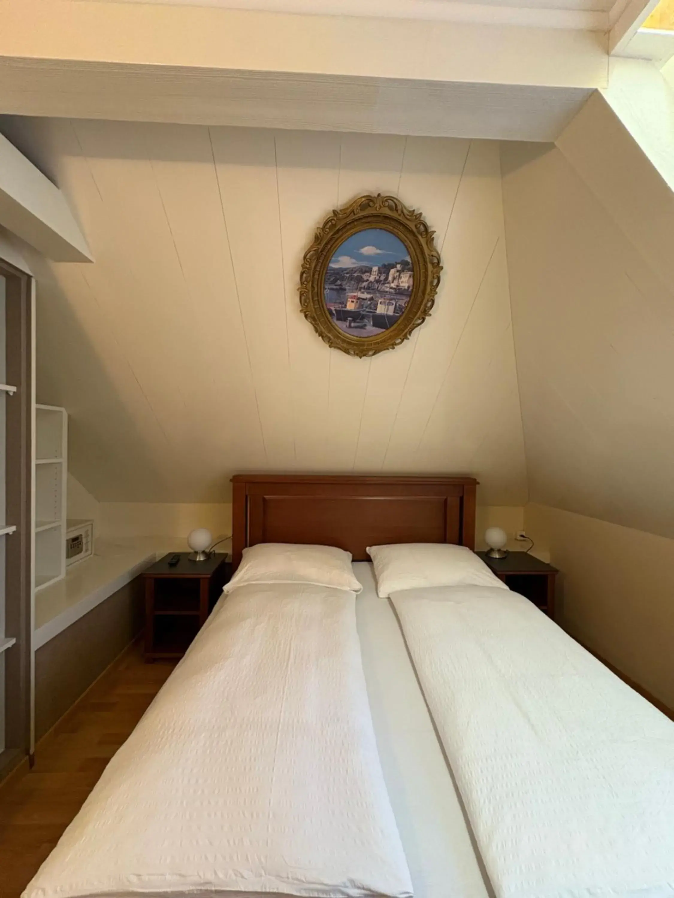 Property building, Bed in Esos Hotel Quelle Property building, Bed in Esos Hotel Quelle