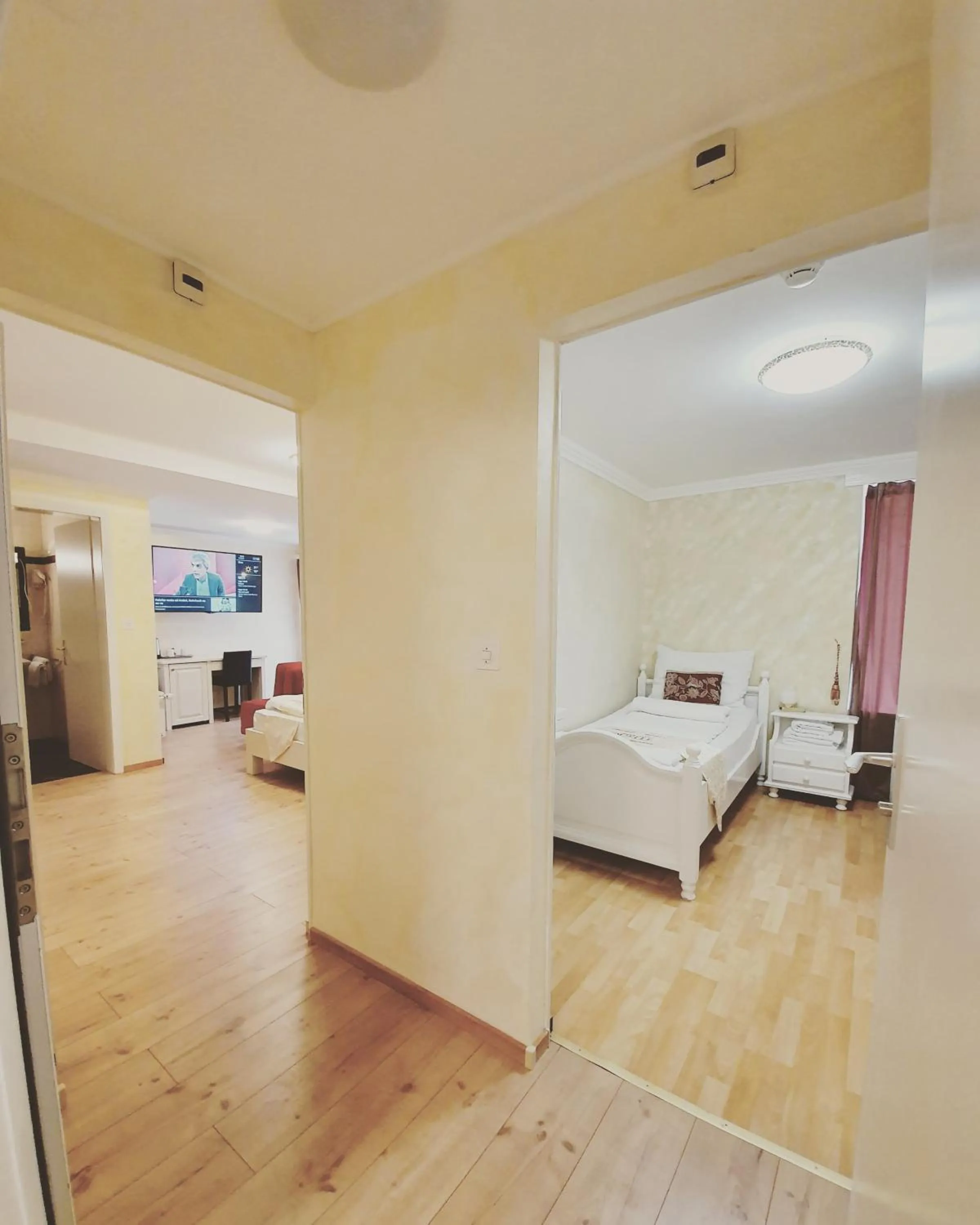 Bed in Esos Hotel Quelle