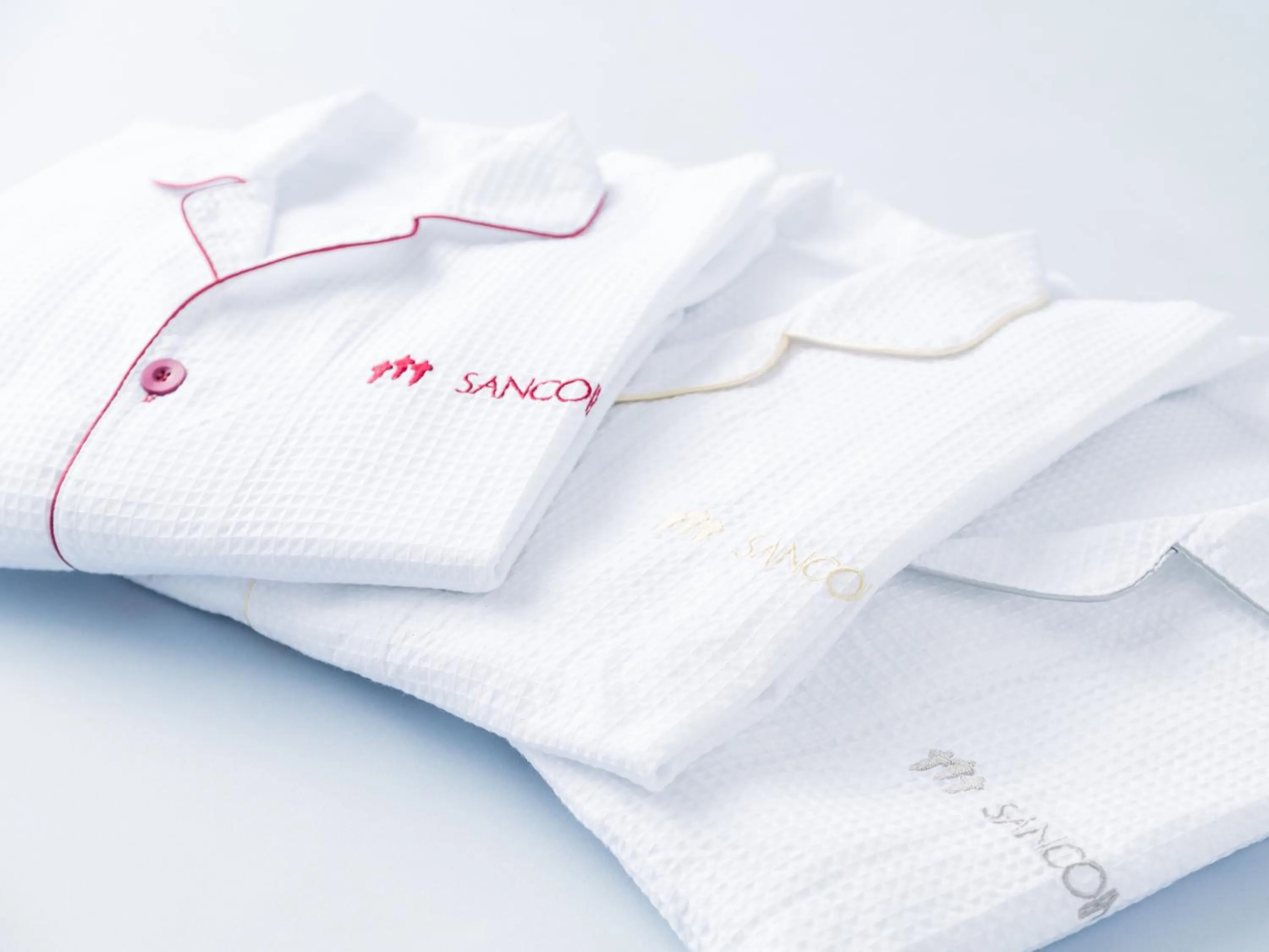 Photo of the whole room, Bed in Sanco Inn Yokkaichi Ekimae