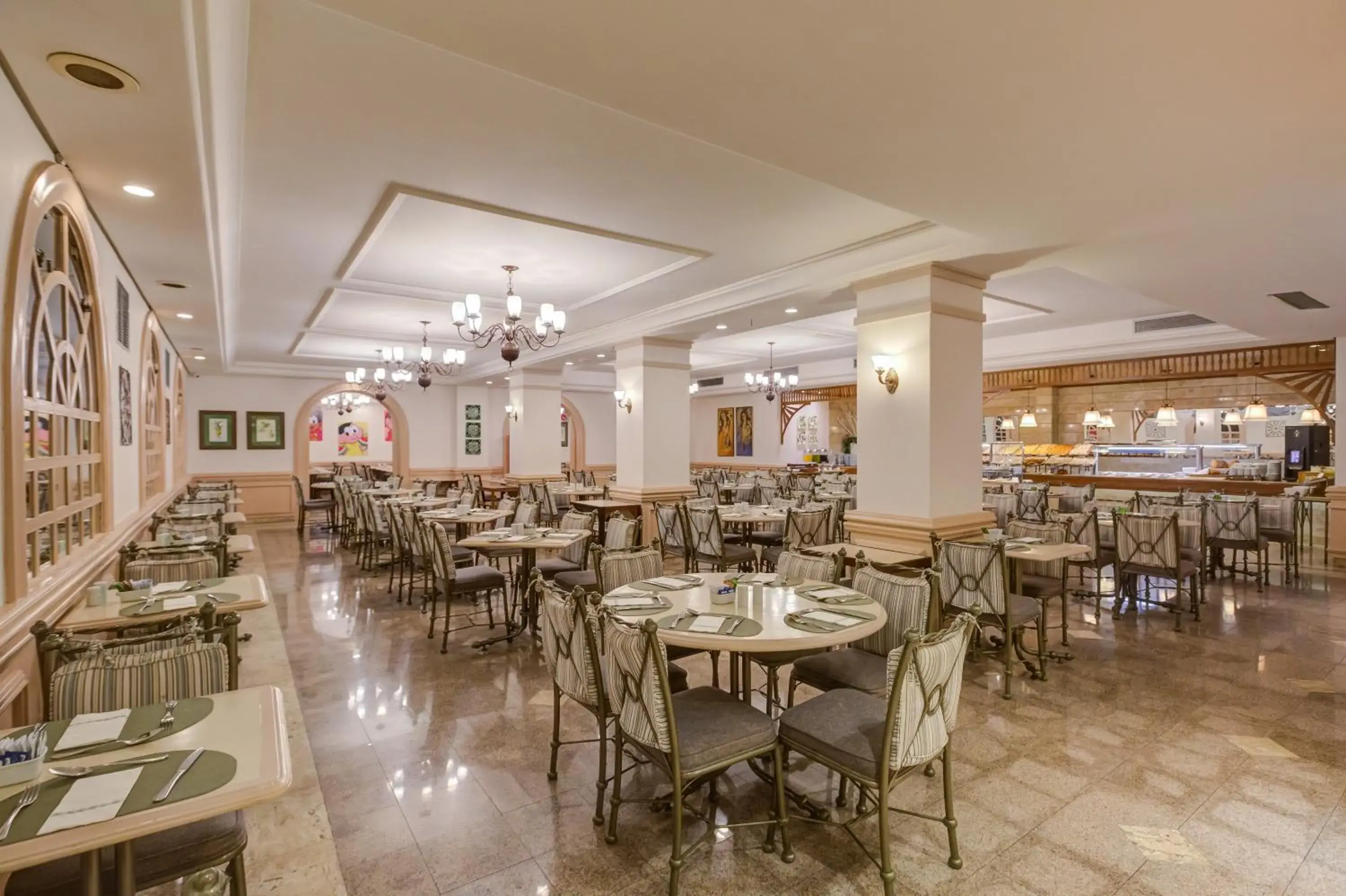 Restaurant/places to eat in Bourbon Thermas Eco Resort Cataratas do Iguacu Restaurant/places to eat in Bourbon Thermas Eco Resort Cataratas do Iguacu