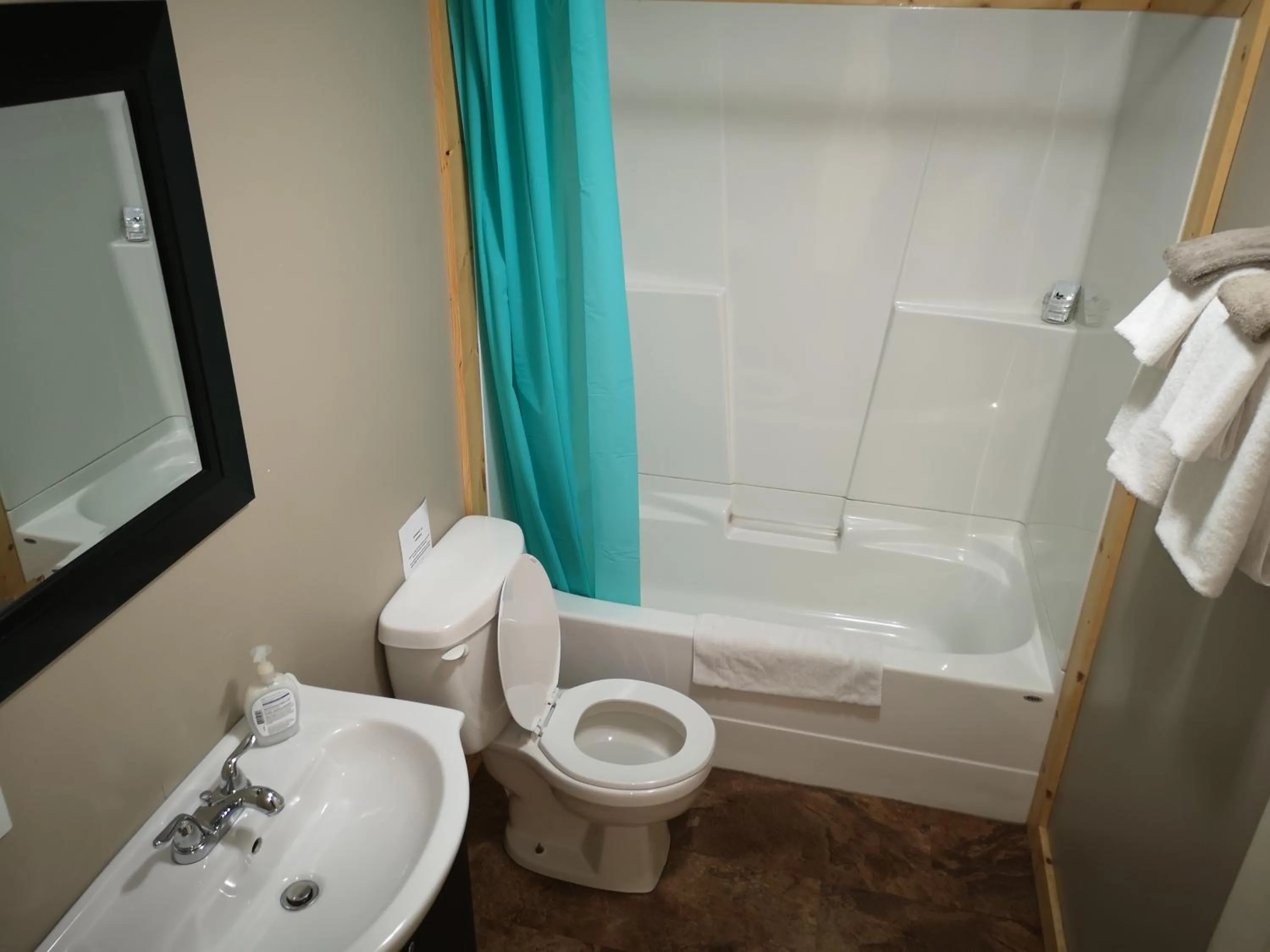 Toilet in Overlook Inn & Cabins