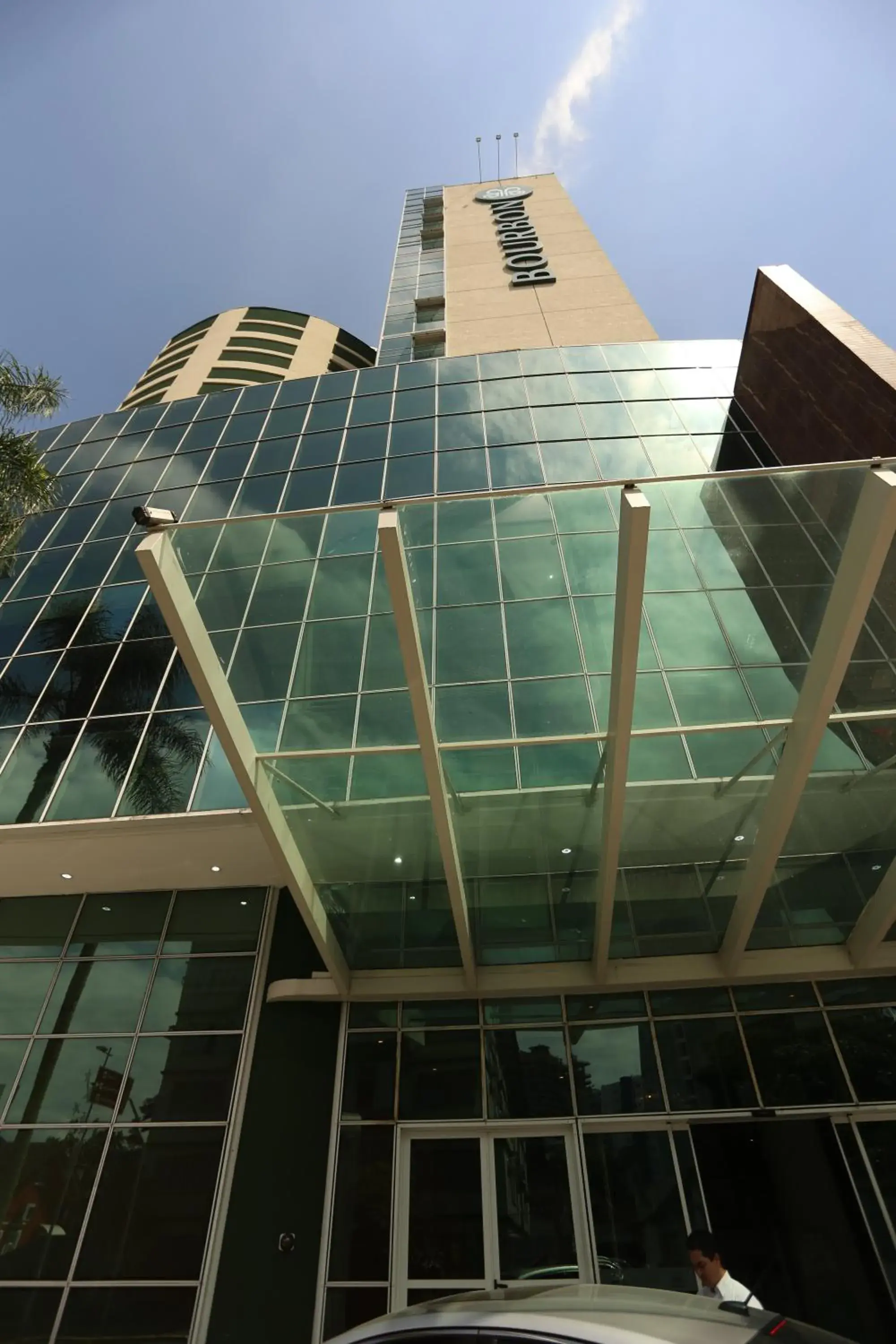 Facade/entrance in Bourbon Convention Hotel Joinville Facade/entrance in Bourbon Convention Hotel Joinville