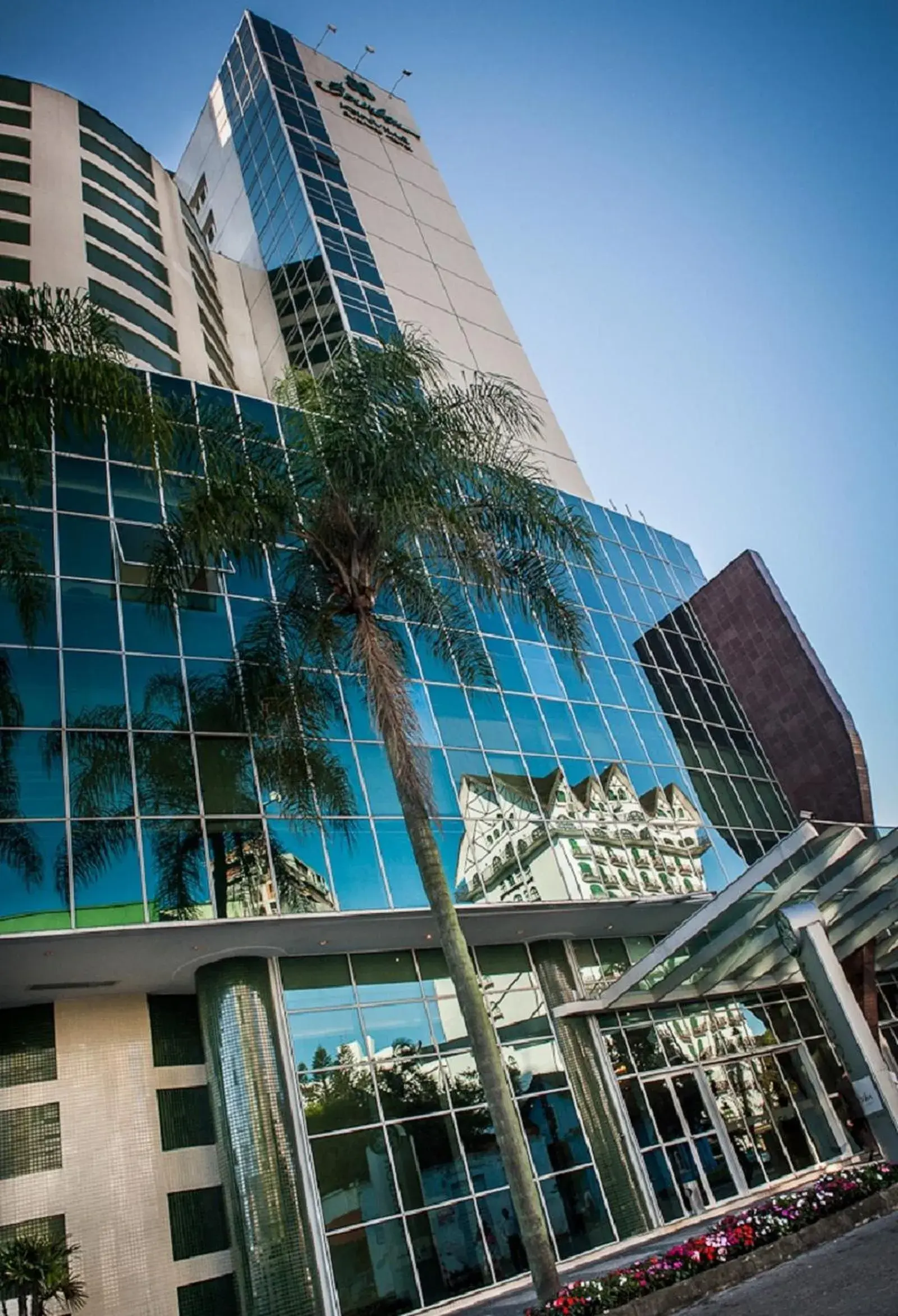 Facade/entrance in Bourbon Convention Hotel Joinville Facade/entrance in Bourbon Convention Hotel Joinville