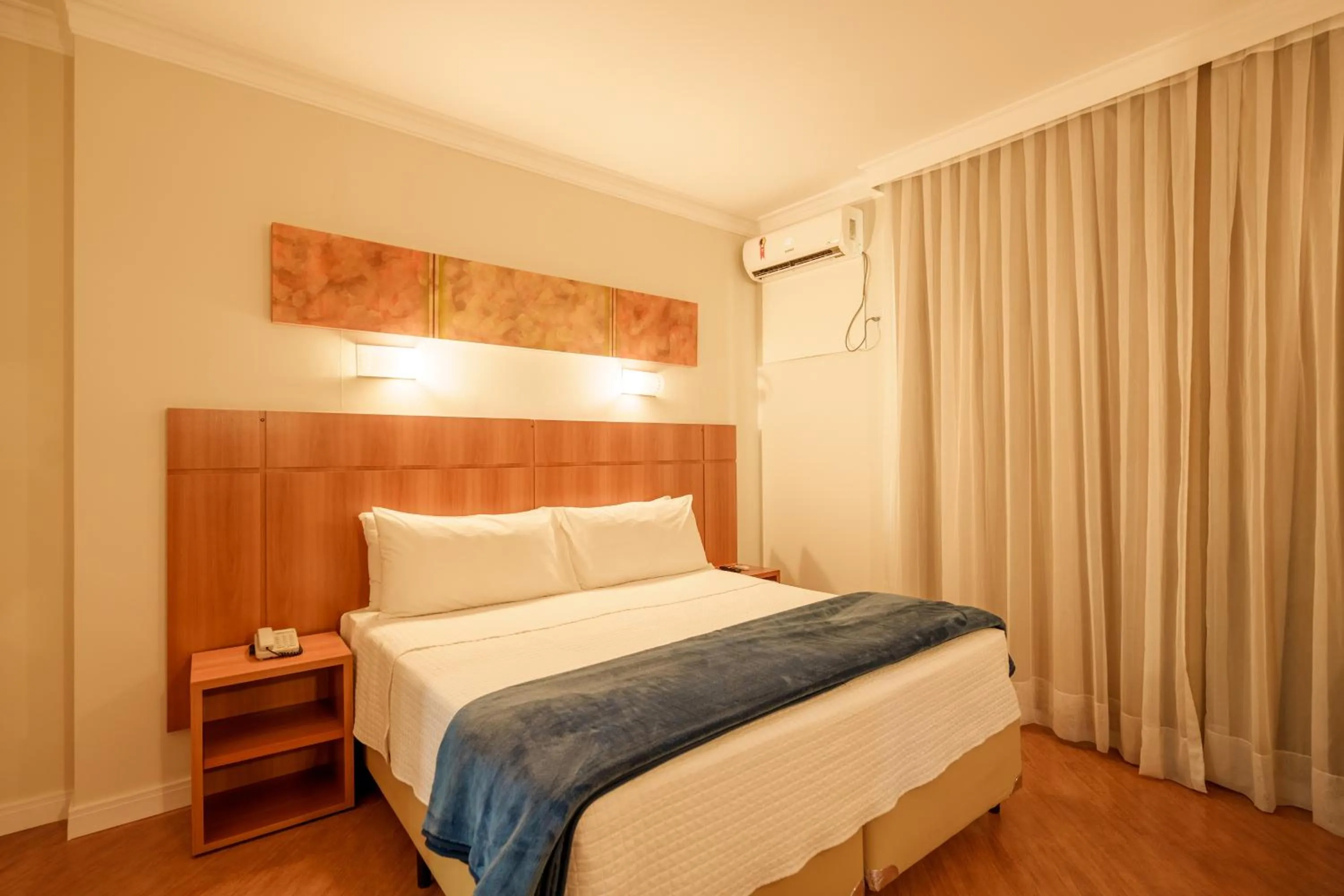 Bed in Central Park Hotel by Bourbon