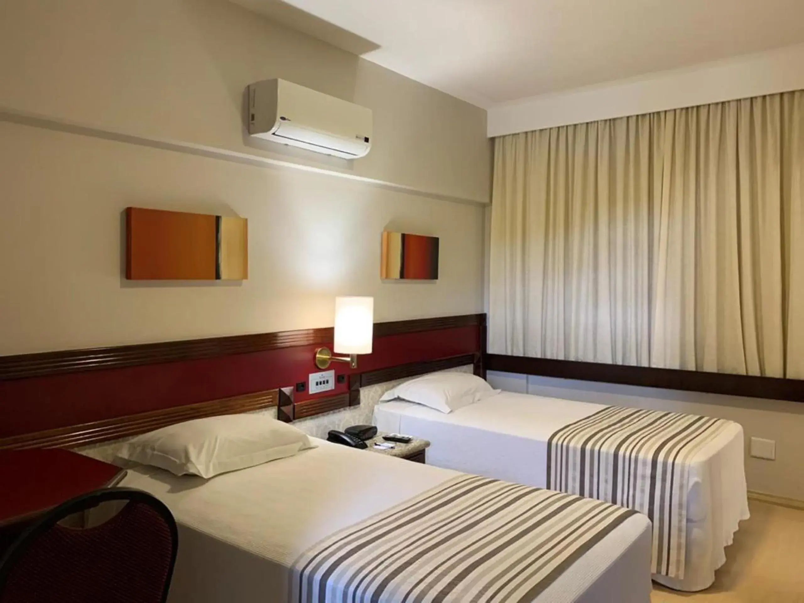 Superior Twin Room - single occupancy in Bourbon Londrina Hotel Superior Twin Room - single occupancy in Bourbon Londrina Hotel