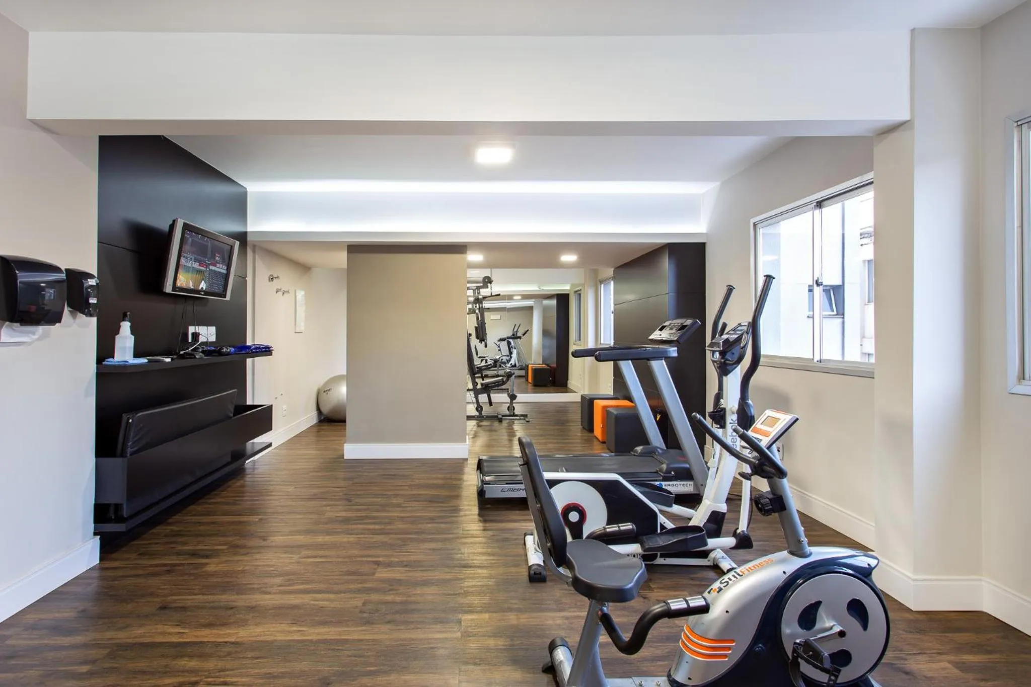Fitness centre/facilities in Bourbon Londrina Hotel