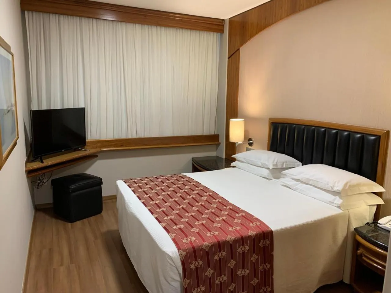 Bedroom, Bed in Bourbon Londrina Hotel