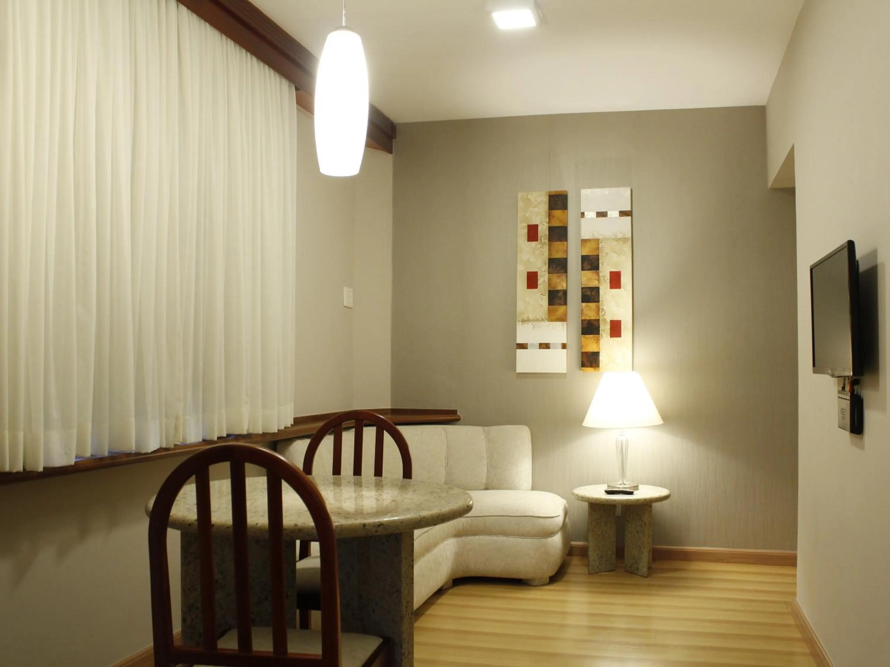 Living room in Bourbon Londrina Hotel