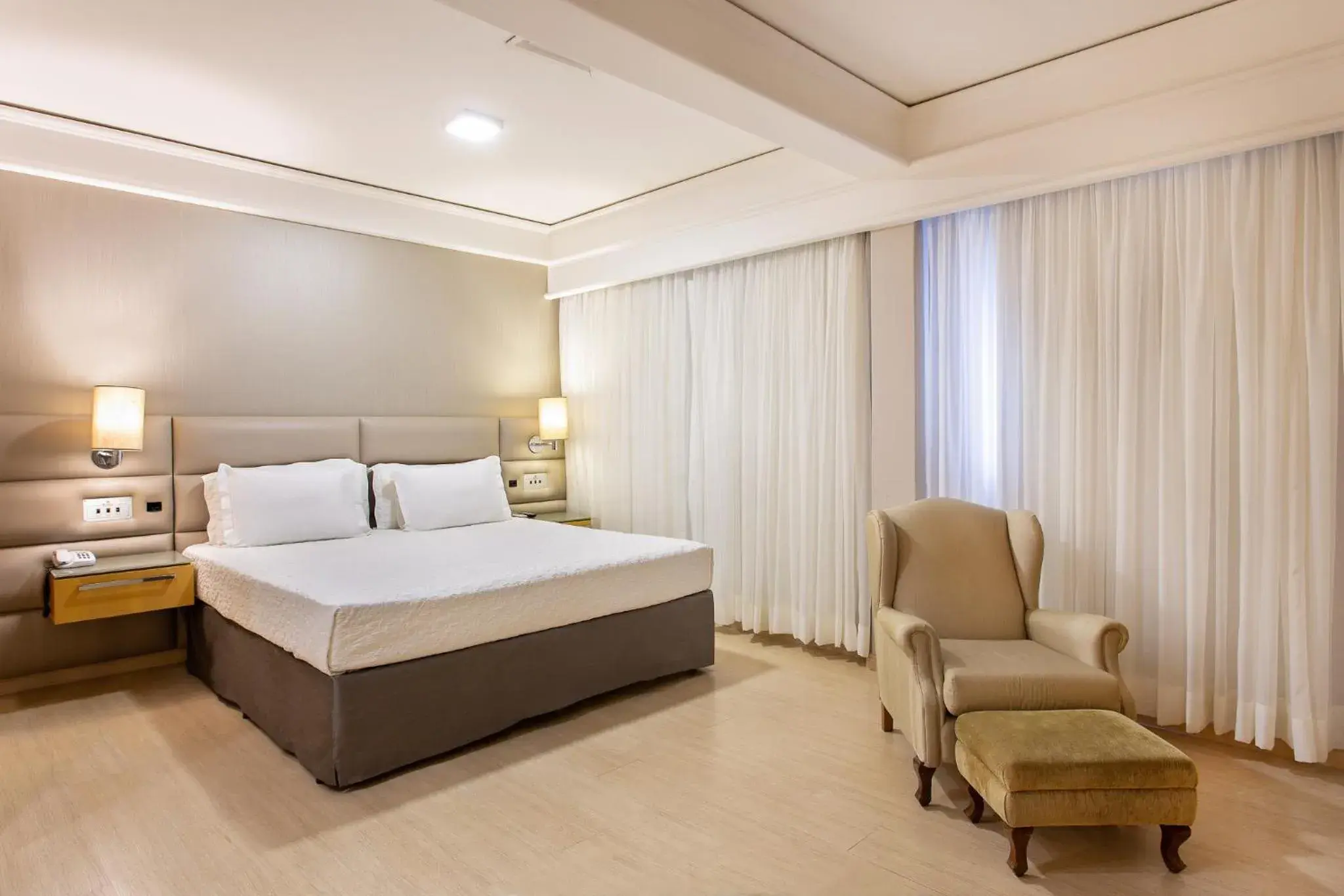 Bed in Bourbon Londrina Hotel Bed in Bourbon Londrina Hotel