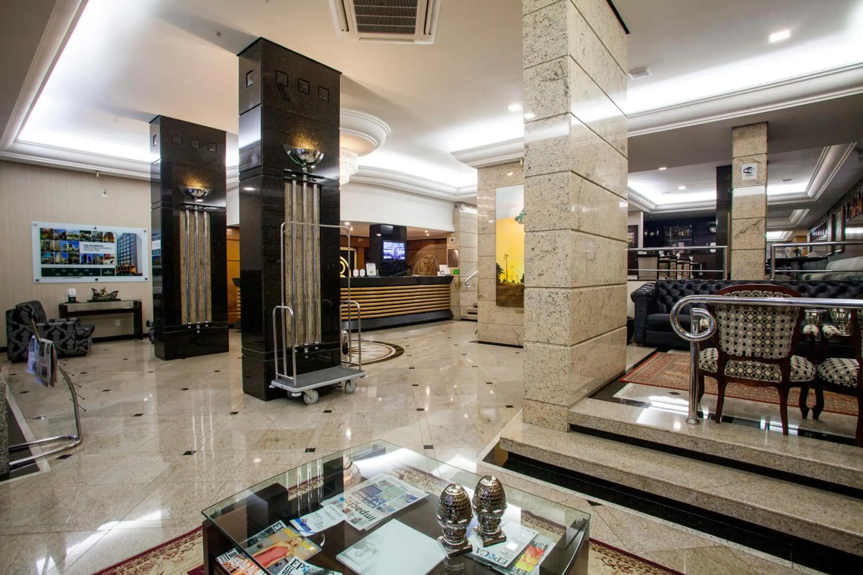 Lobby or reception in Bourbon Londrina Hotel Lobby or reception in Bourbon Londrina Hotel