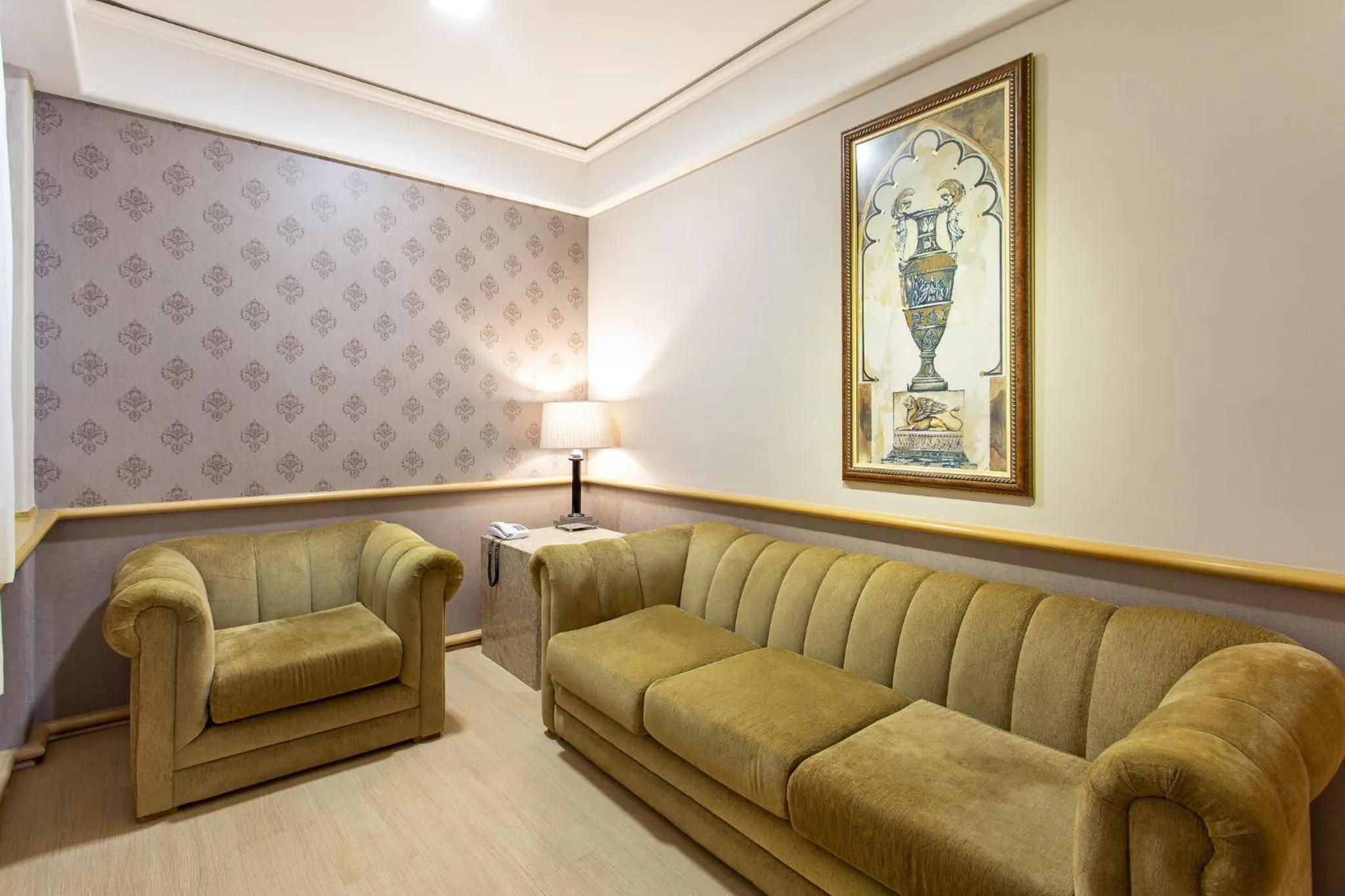 Living room in Bourbon Londrina Hotel