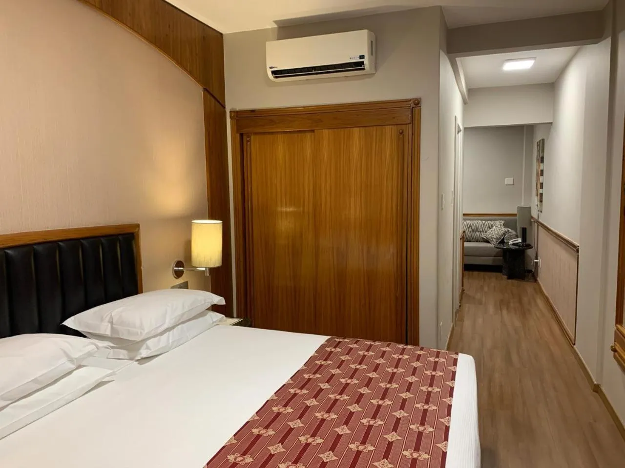 Bedroom, Bed in Bourbon Londrina Hotel